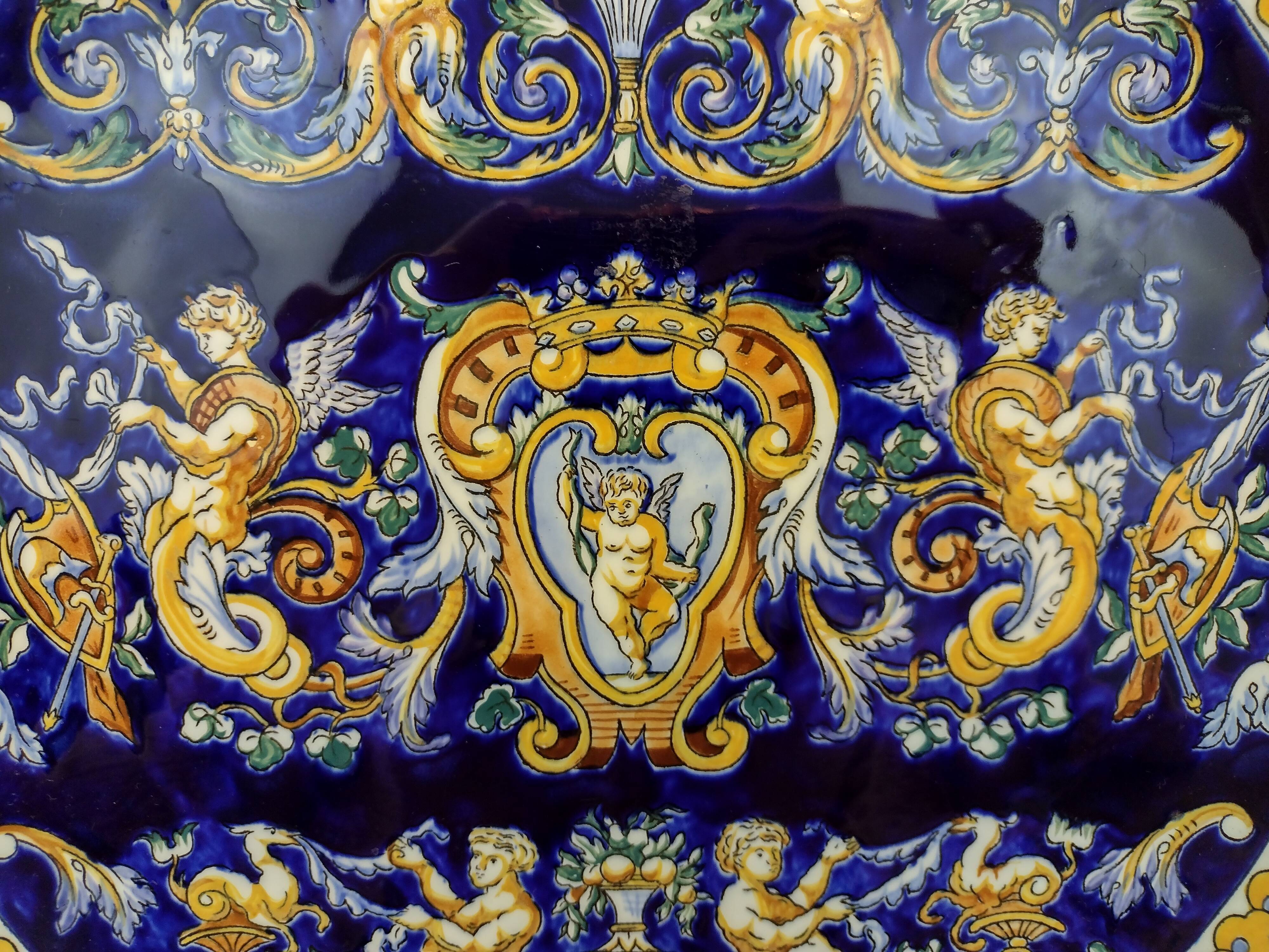 round dish gien renaissance