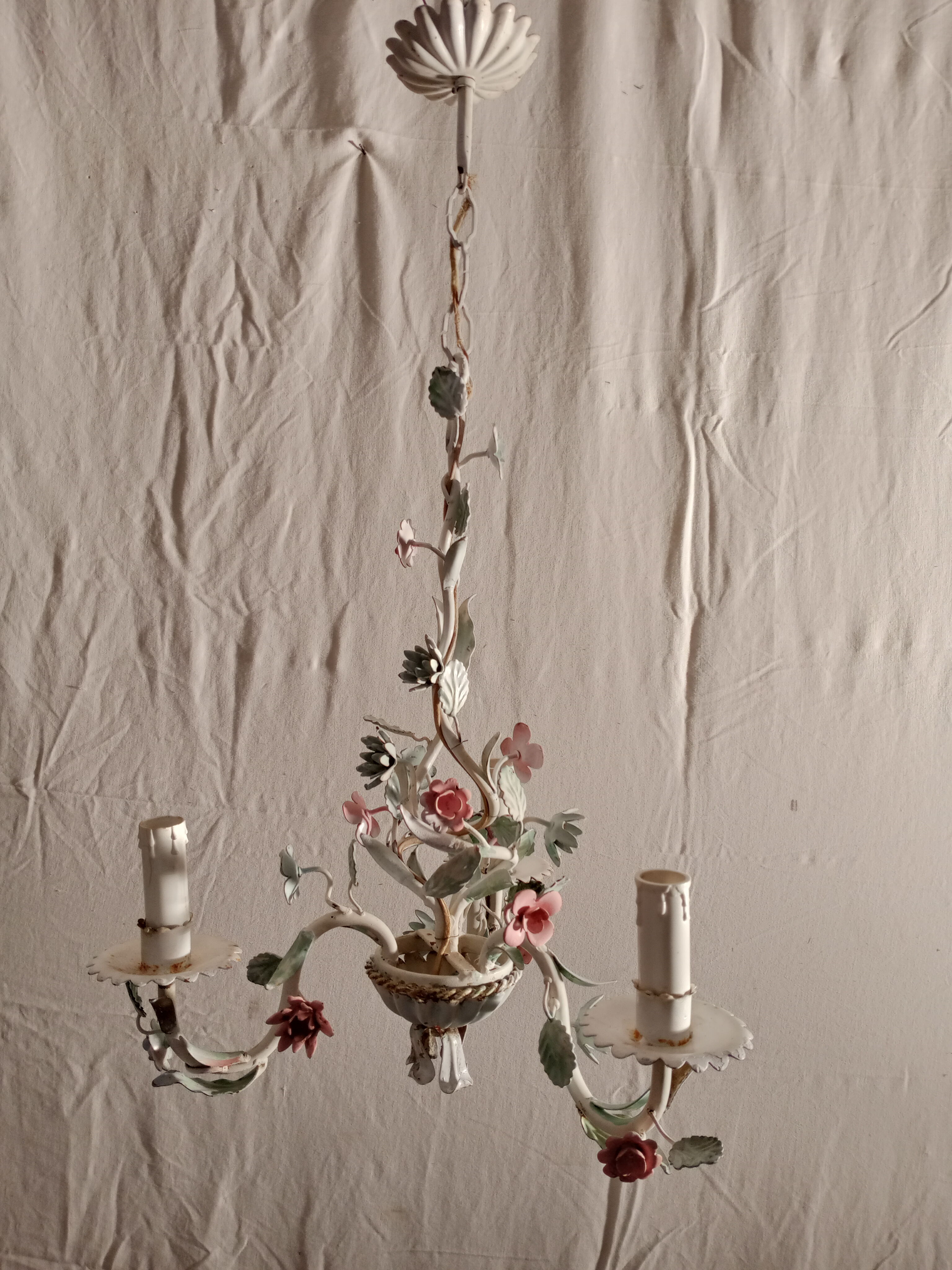 Metal chandelier "flowers"