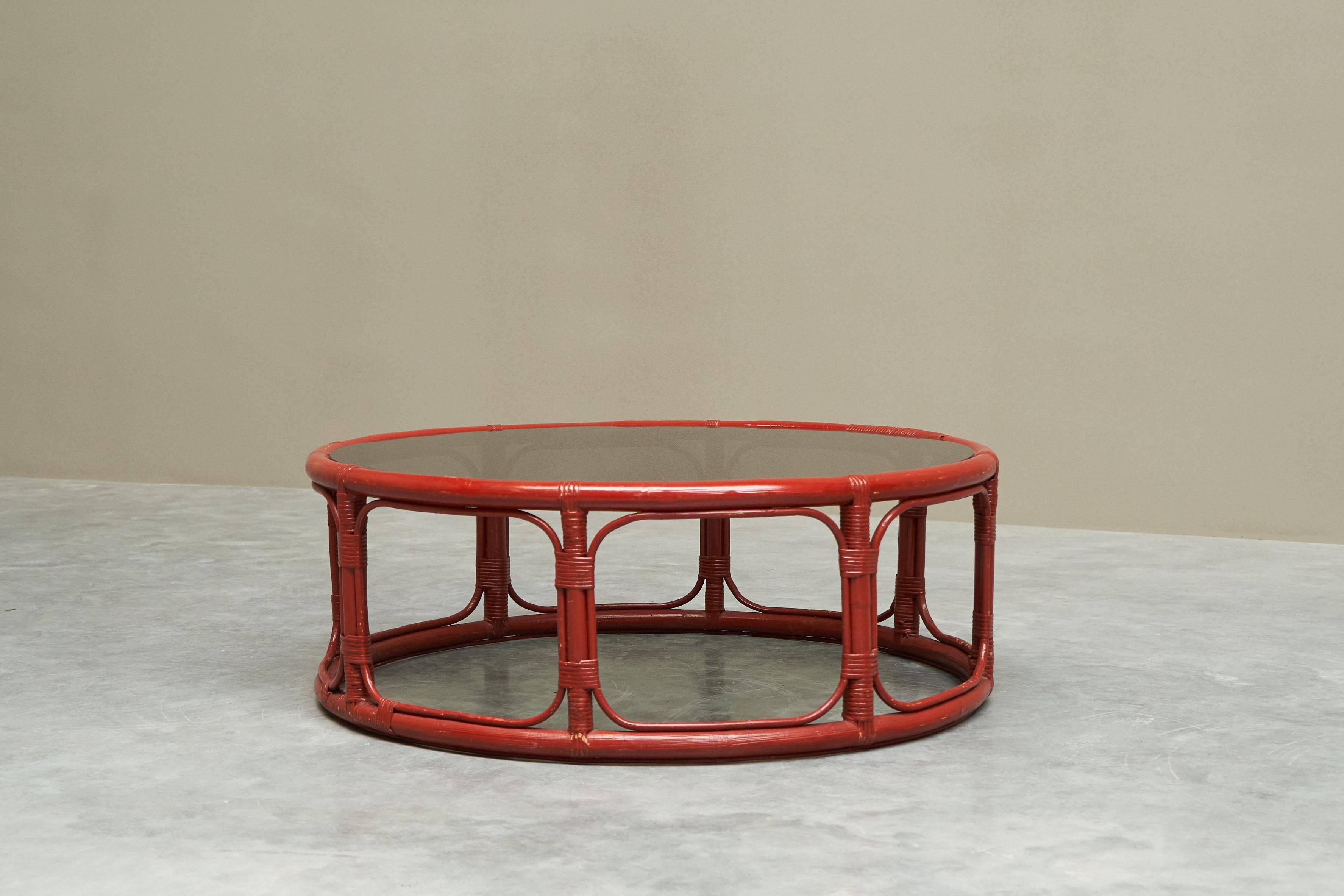 "Blood of Ox" coffee table in lacquered bamboo and glass, 20th century