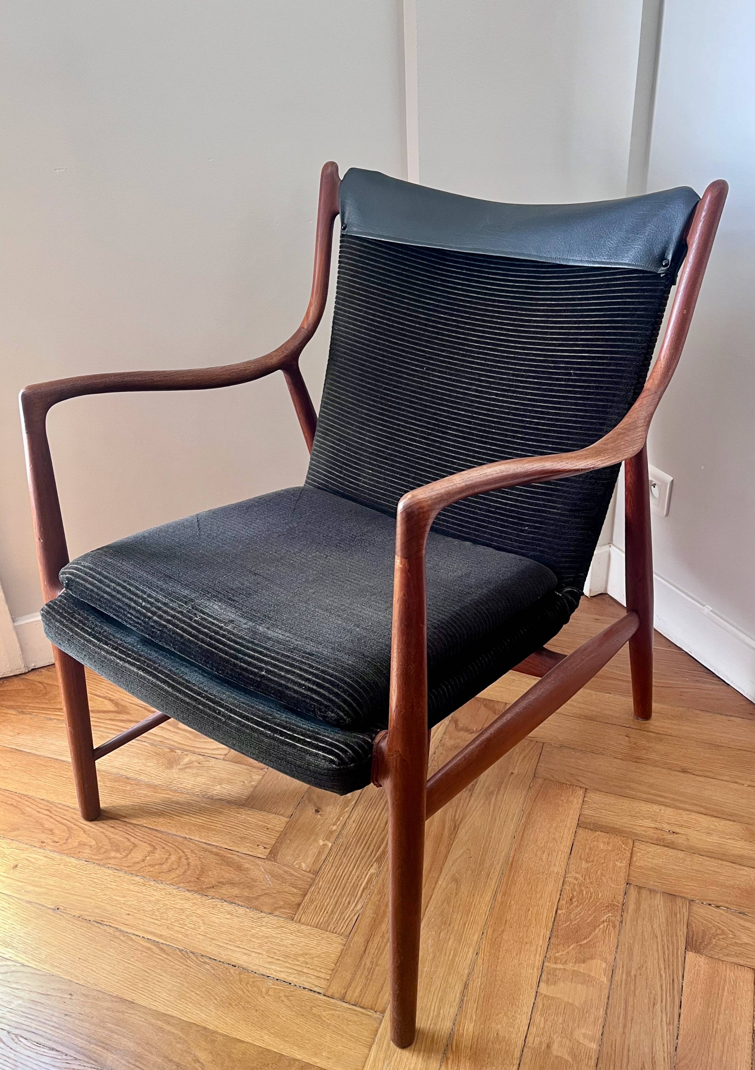 Armchair model "FJ 45" by Finn Juhl (1912-1989) designed in 1945