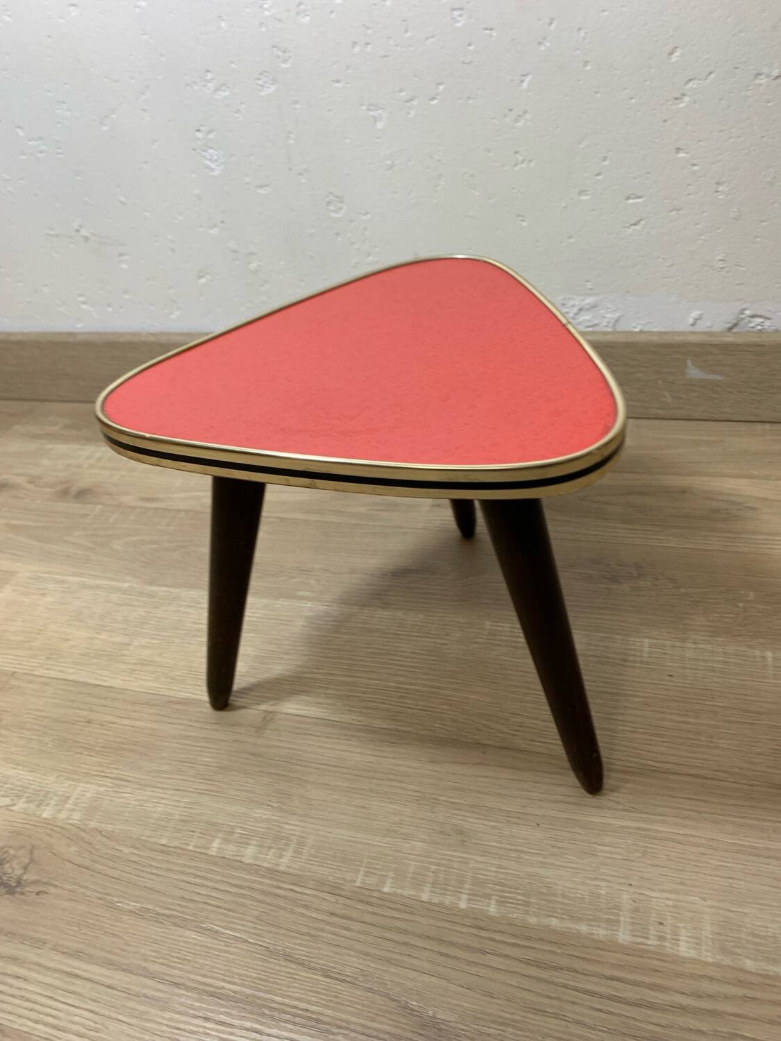 Vintage triangular plant holder