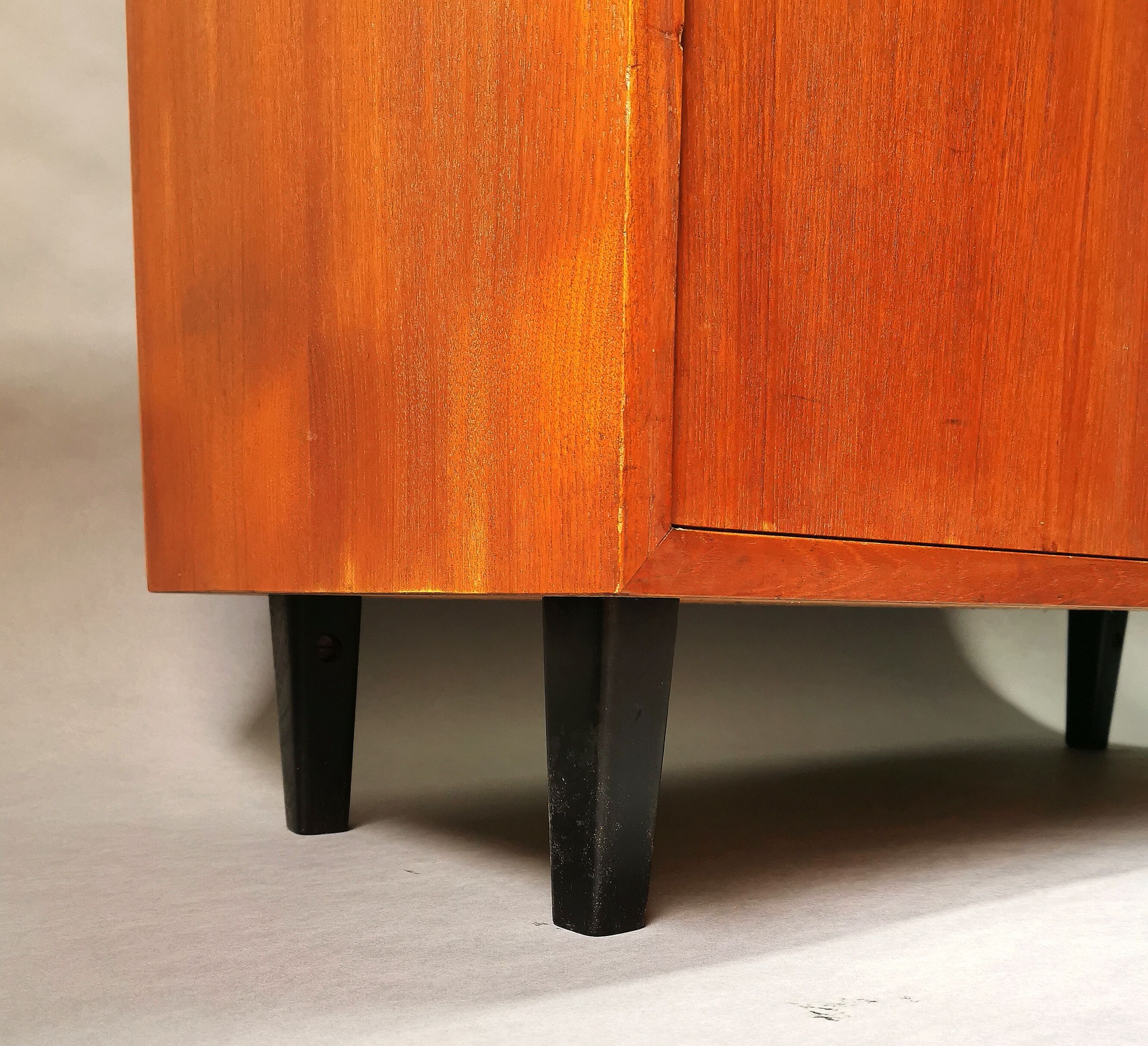Teak sideboard 60