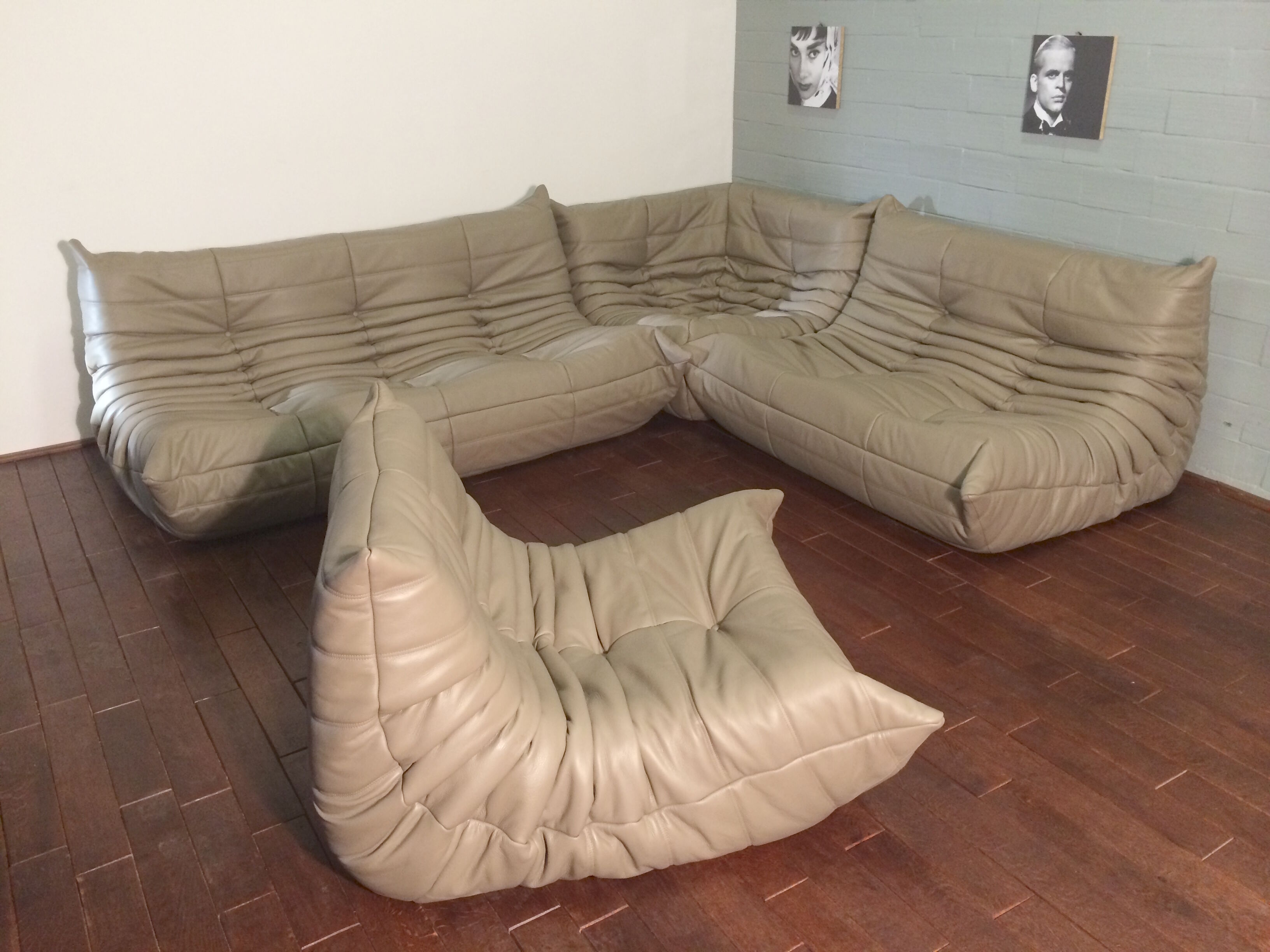 Togo armchair model designed by Michel Ducaroy 1973
