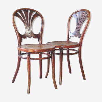2 Chairs Bistrot THONET N°322 around 1910, wooden seats