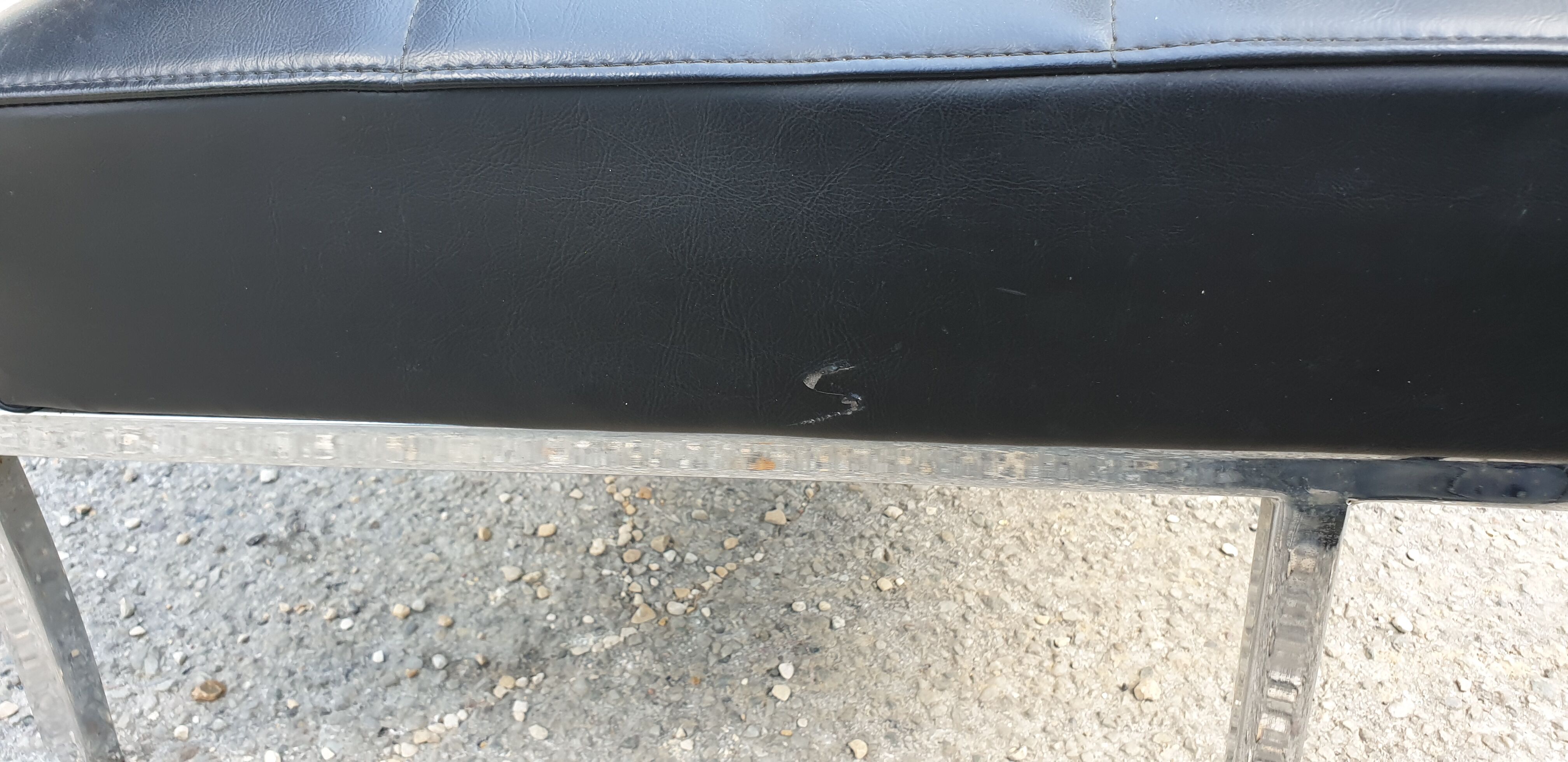 Armchairs 'capiton' black