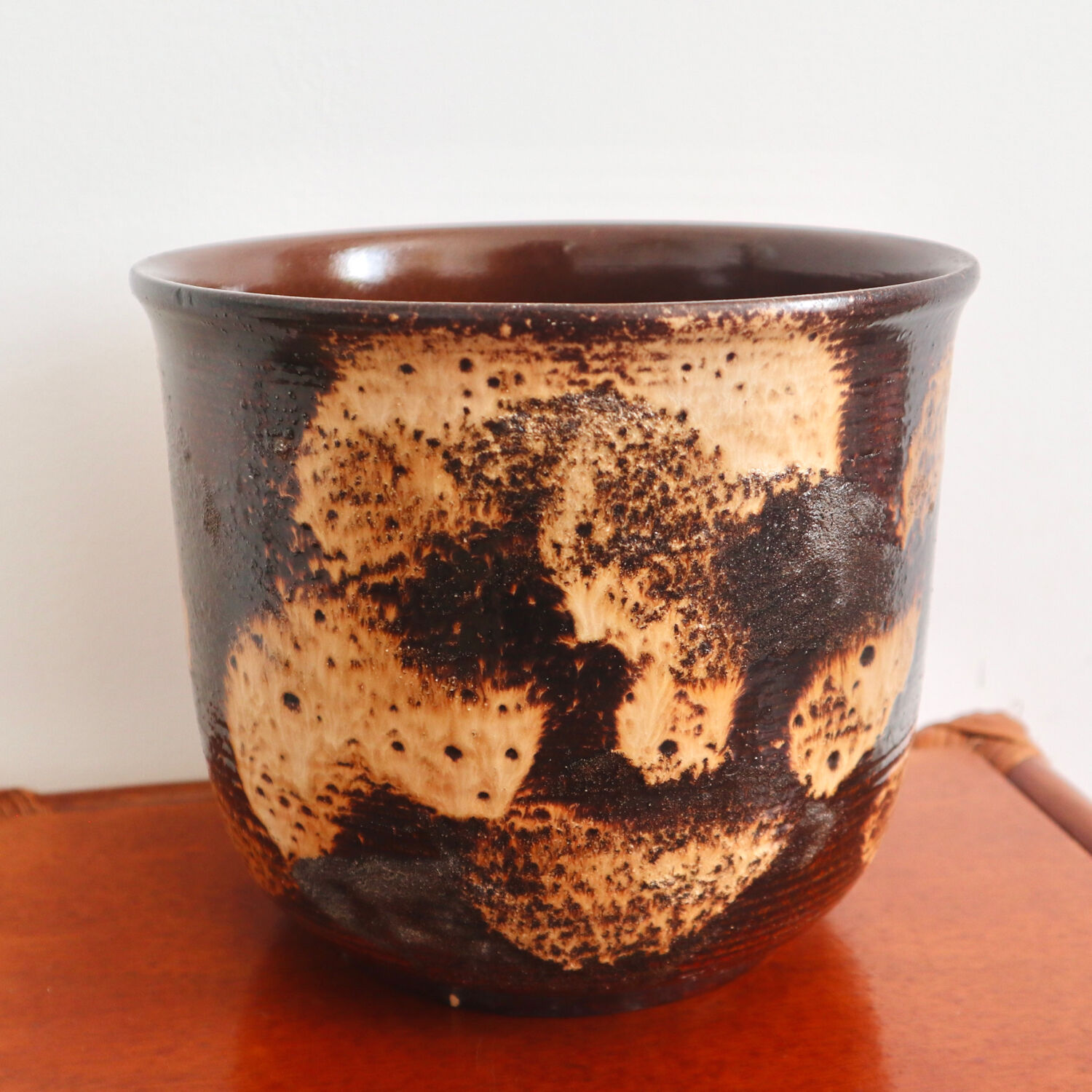 Ceramic pot cache West Germany