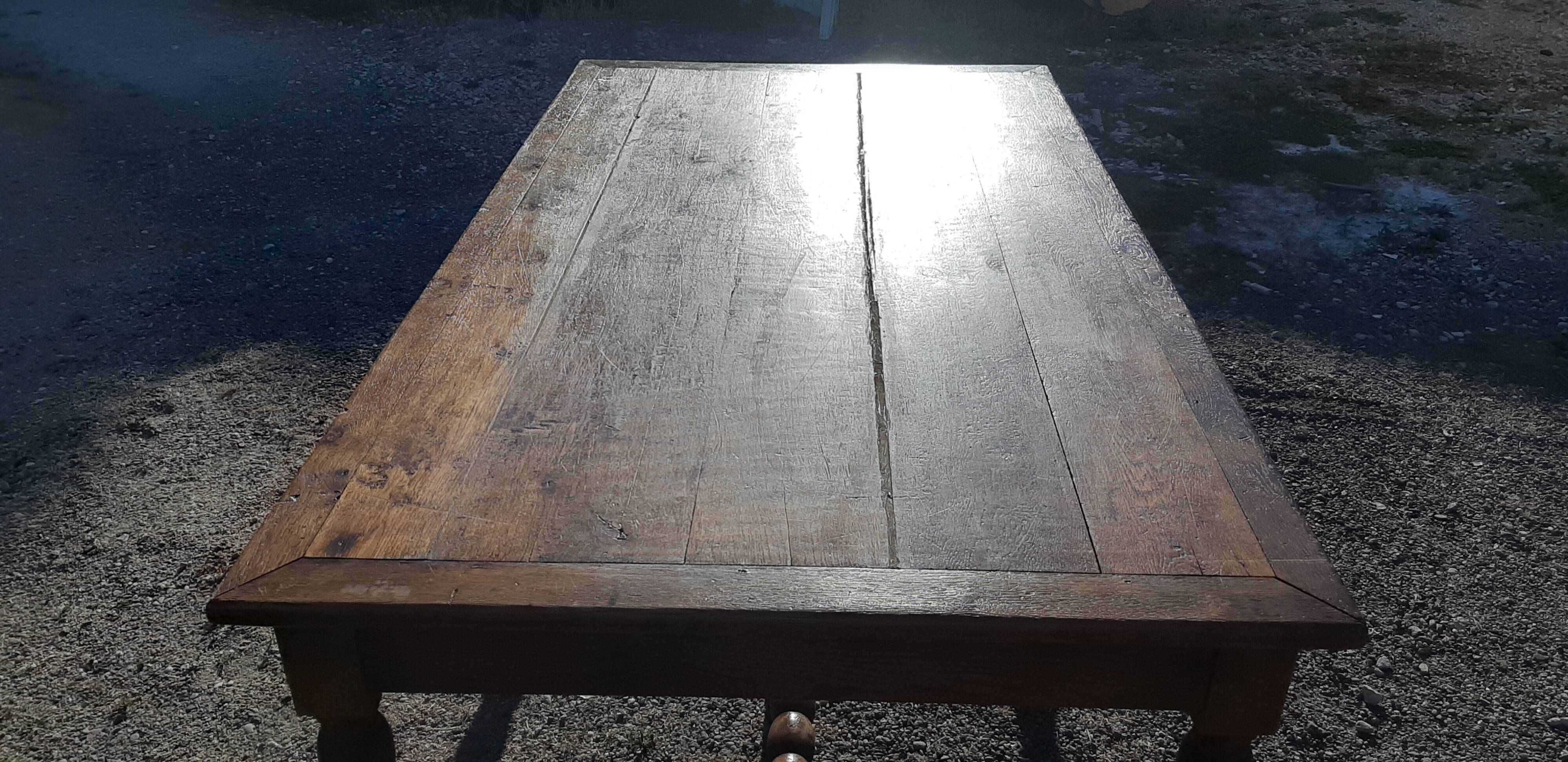 Chéne country farm table with extensions