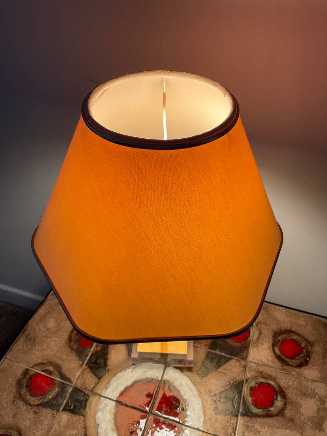 Vintage lucite and brass lamp from the 70s