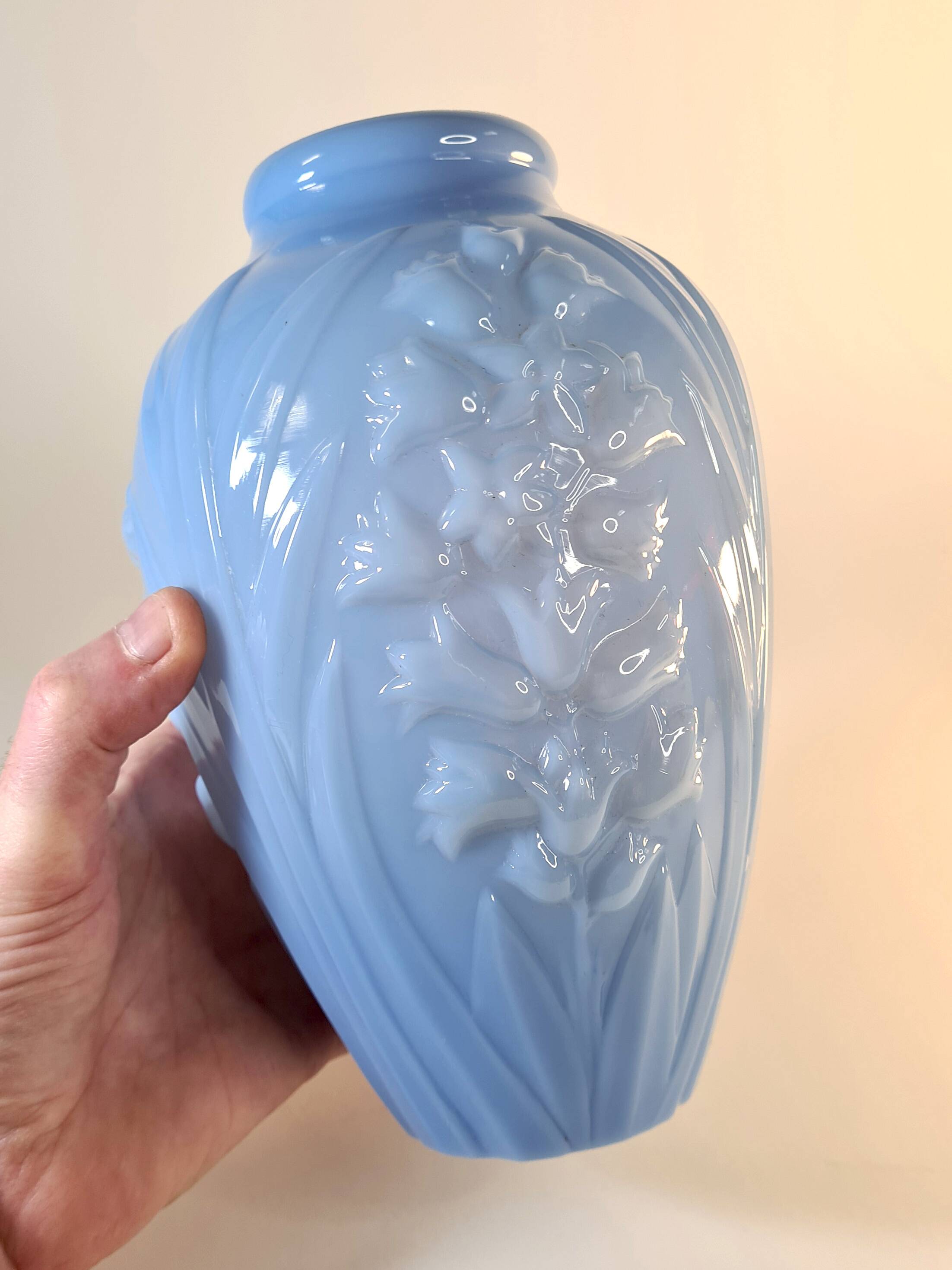 Art Deco opaline blue vase – Flowers in relief