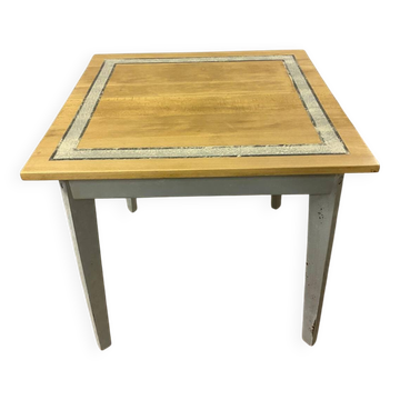 Petite table de bistrot