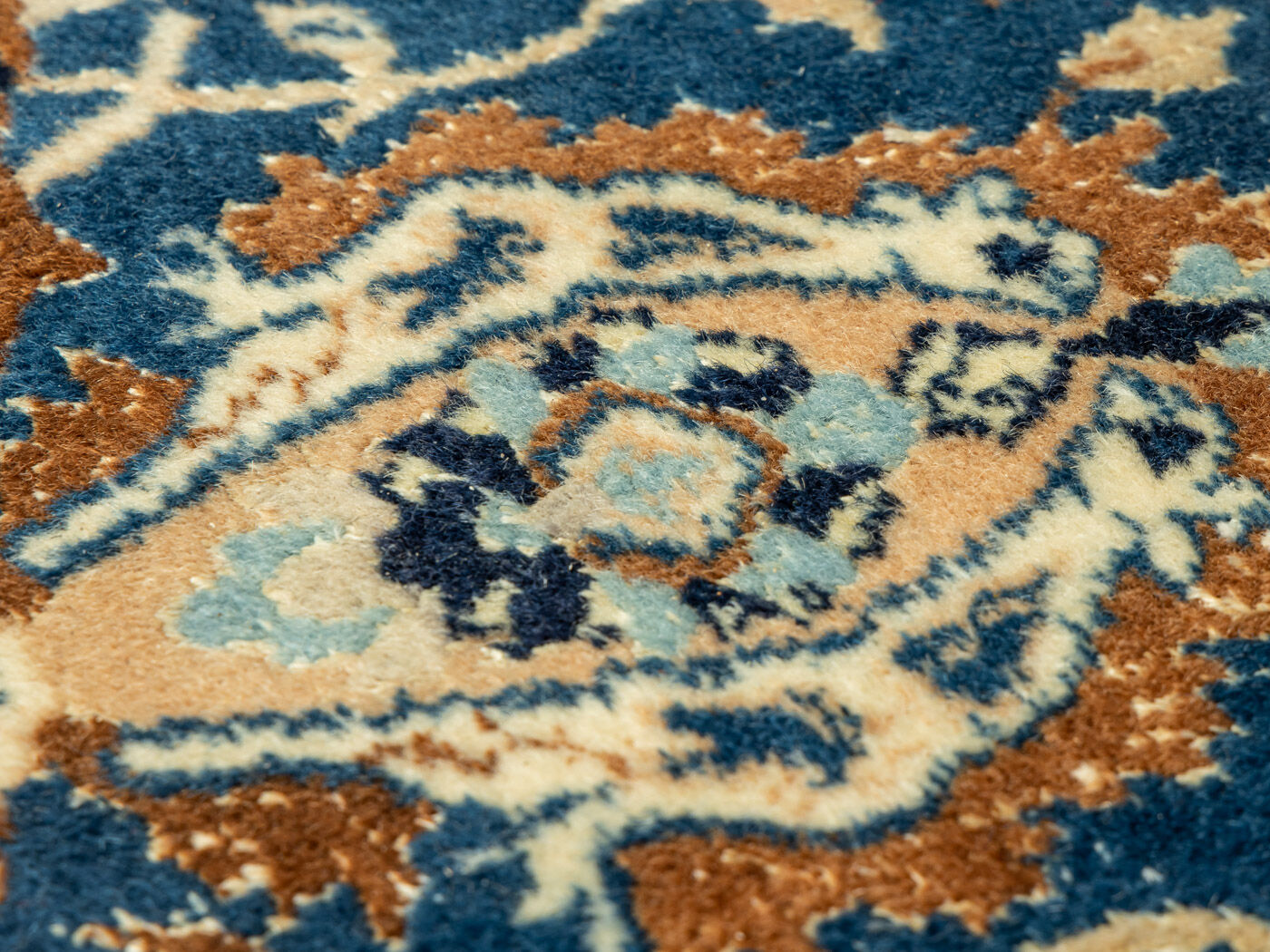 Nain Carpet, 115 x 200