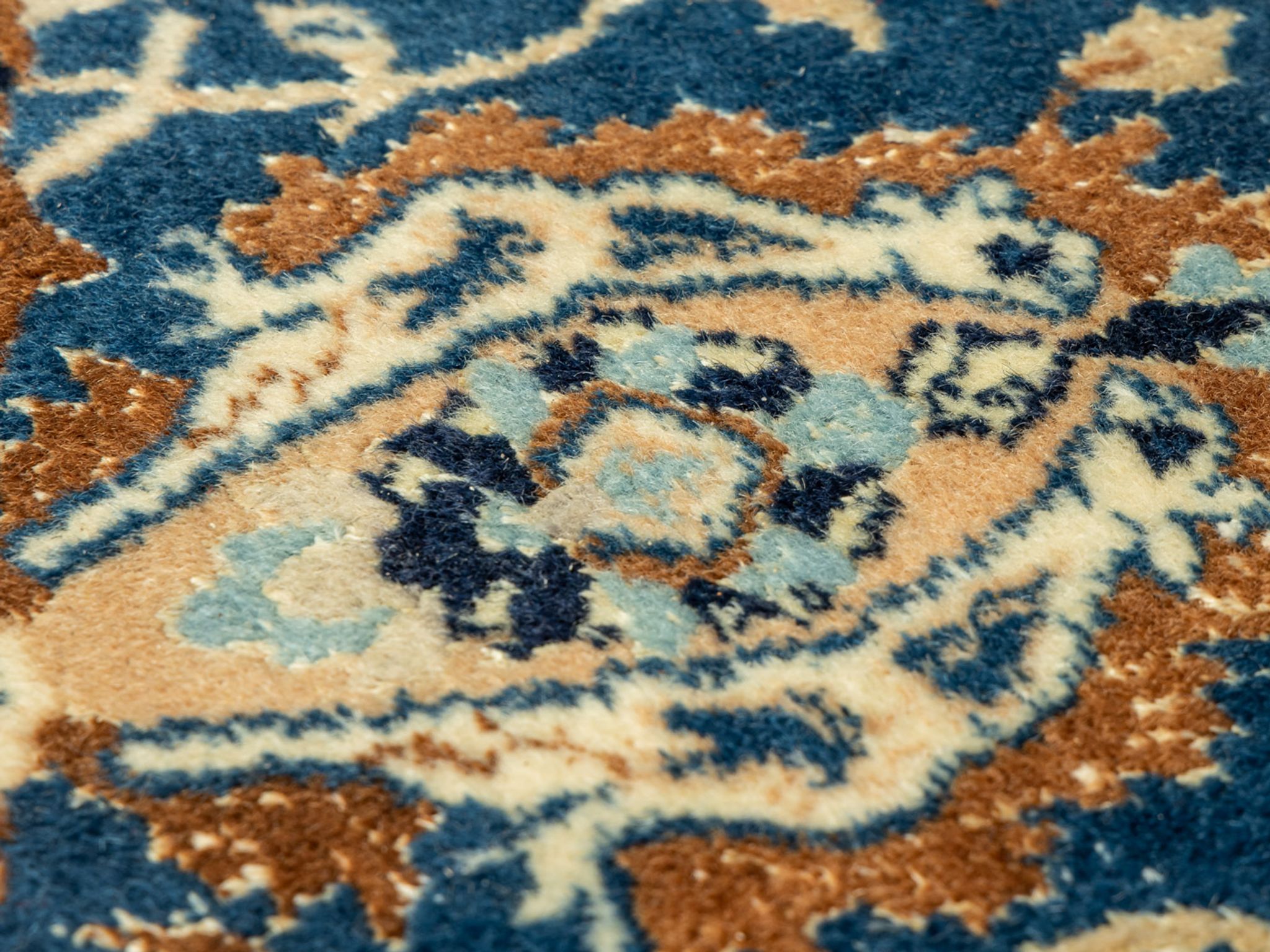 Nain Carpet, 115 x 200