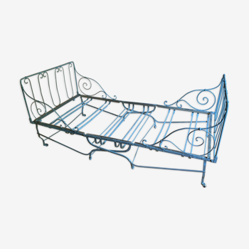 Fold cage bed