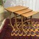 Suite de tables gigognes en teck des années 1970 de la marque GPlan