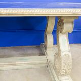 Table 40 years, surface mirroitante, structure in painted wood.