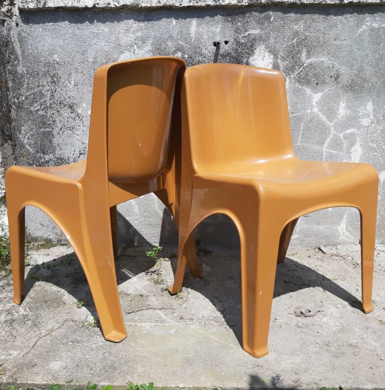 2 Gilac chairs