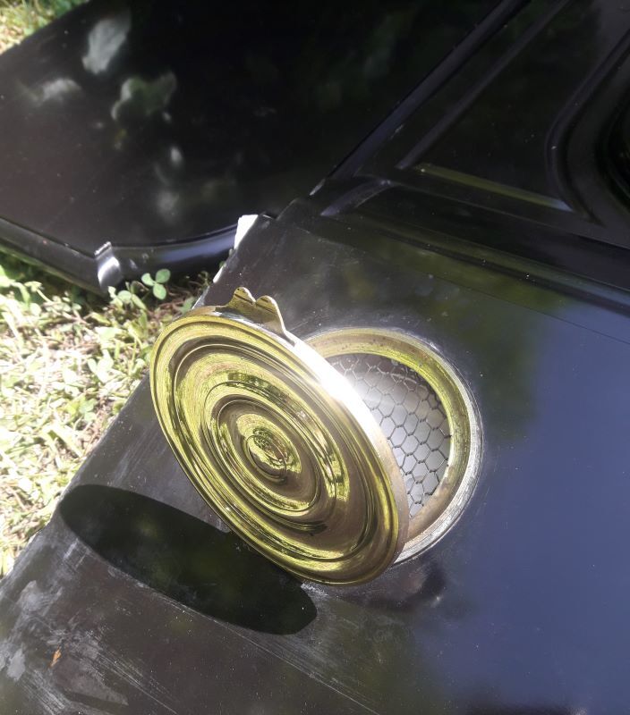 Fireplace XVIII° black marble louis XIV style with narrowed and floor slabs