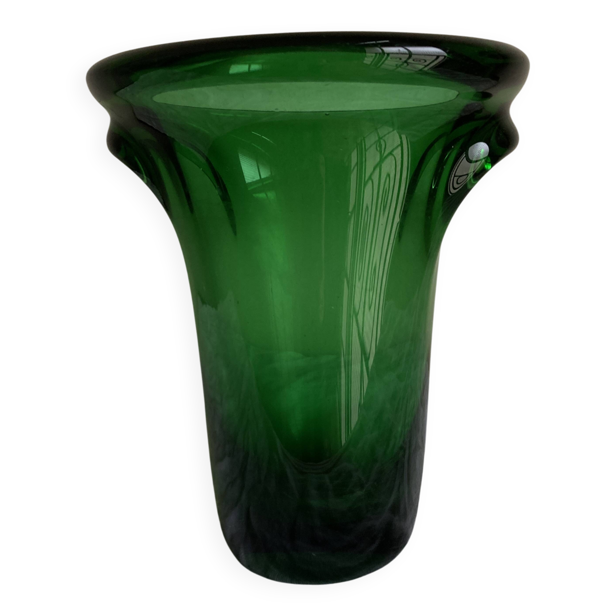 1950s Médicis vase, large Art Deco with handles, made of green blown glass.