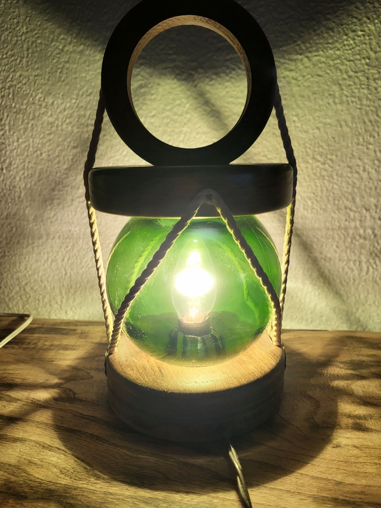 Lampe boule à poser