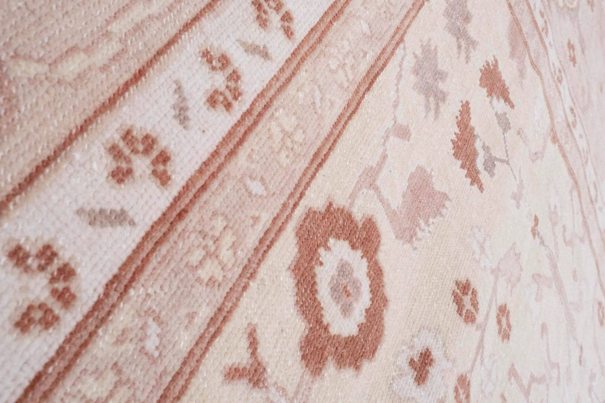 Vintage handmade Turkish rug 245x335 cm