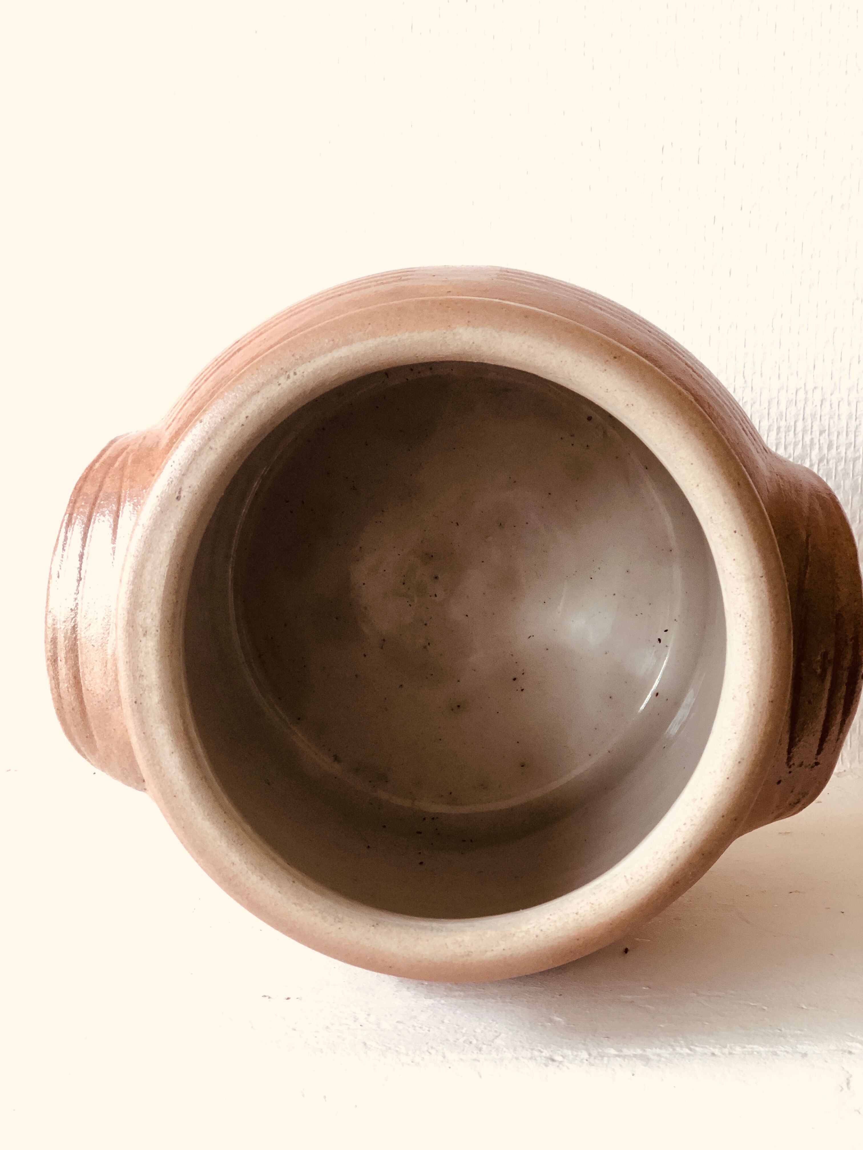 Sandstone pot