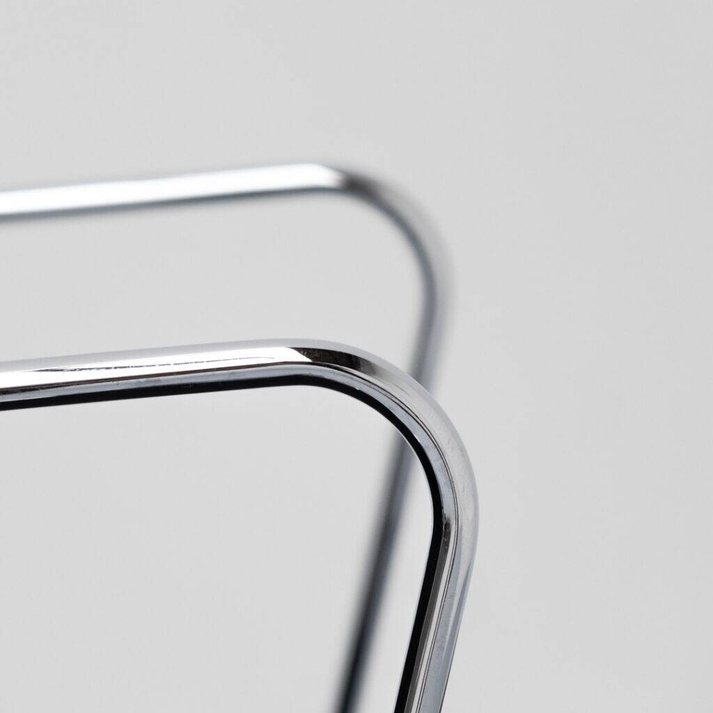 Chaise Eames EA 108 Vitra années 1990