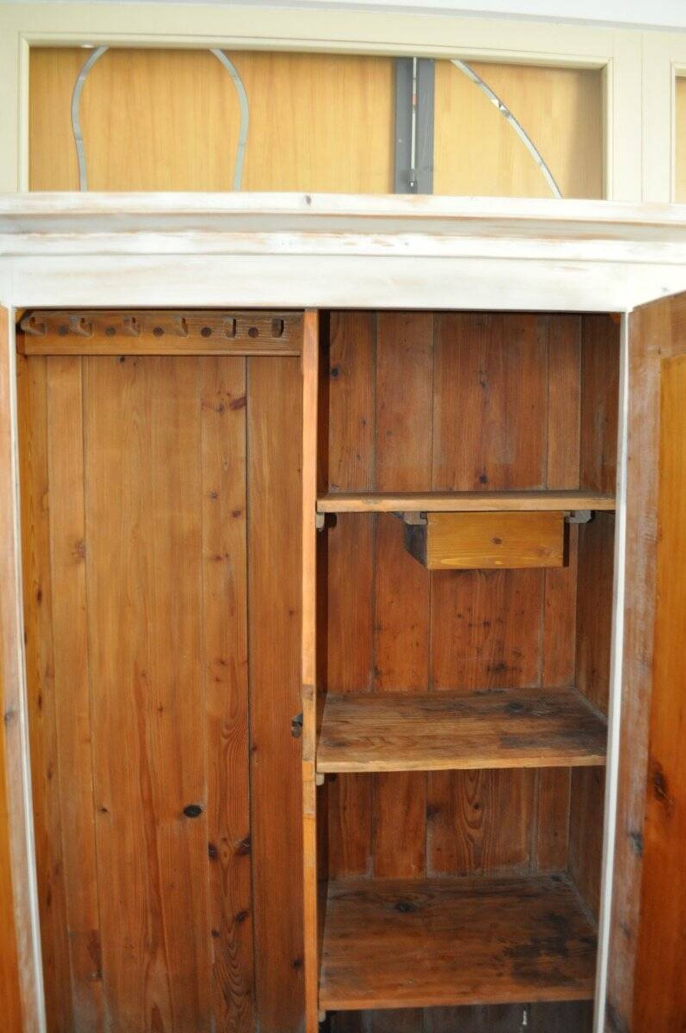 Double cream-painted wardrobe in patinated solid wood, 1920s romantic style.