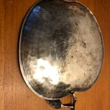 Empty pocket, apple-shaped cut