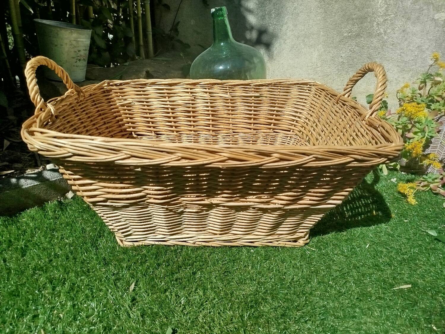 Wicker basket
