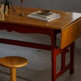 Scandinavian extendable table for writing or dining with a drawer, early 20th century.
