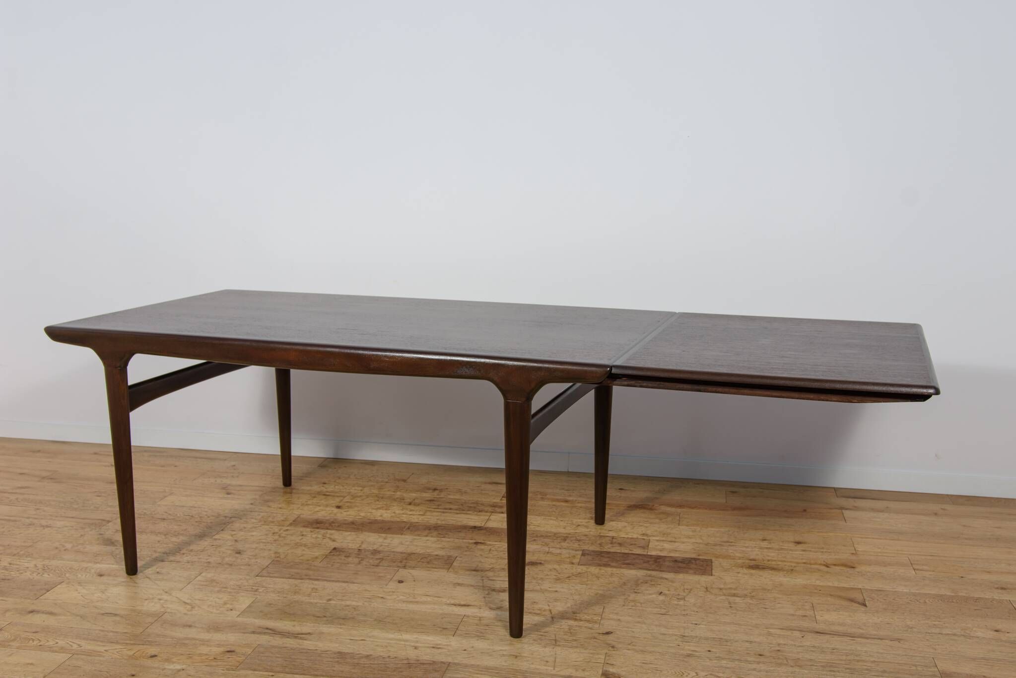 Mid-Century Teak Extending Dining Table Designed by Johannes Andersen for Uldum Møbelfabrik, Denmark, 1960s