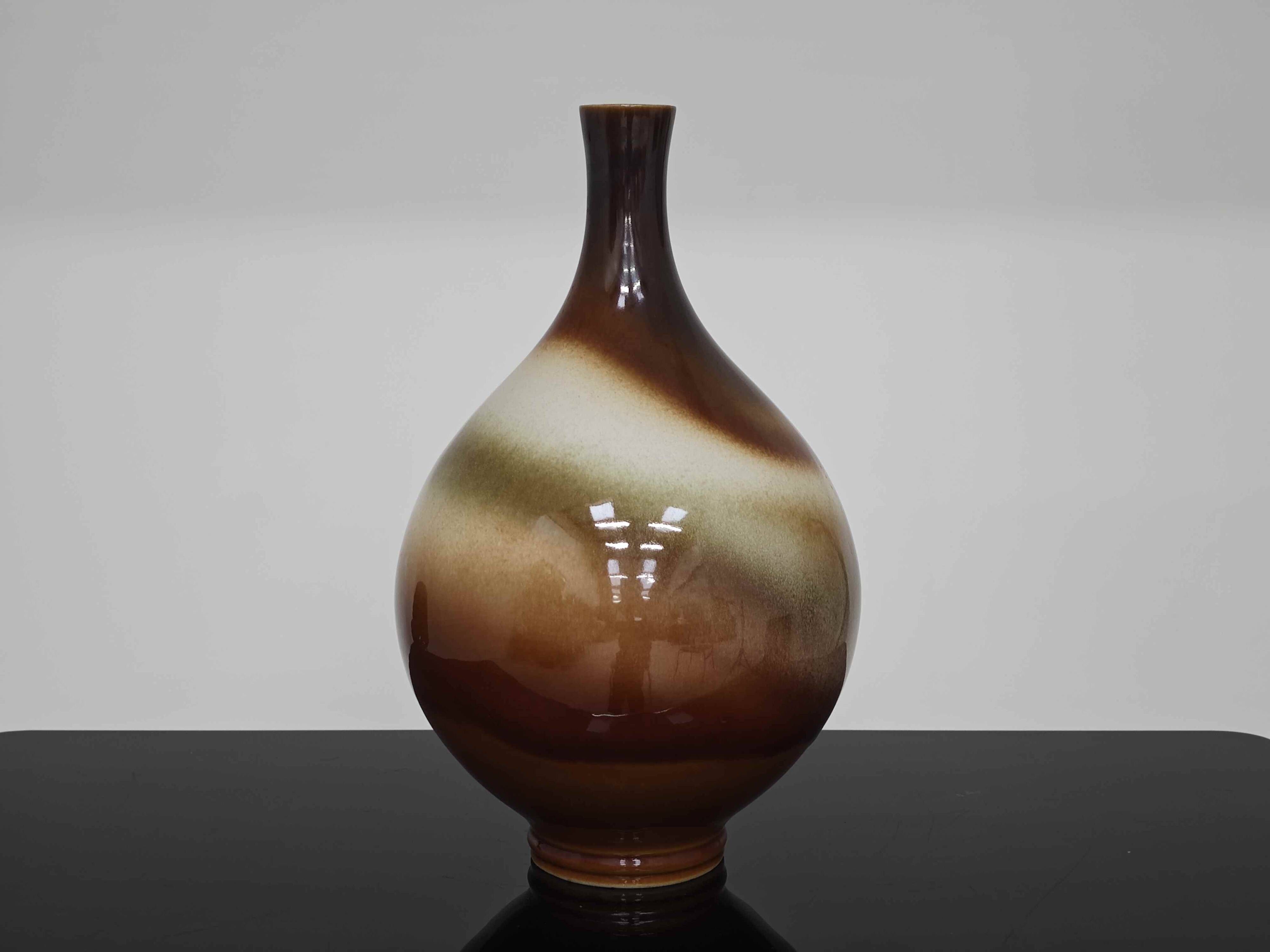 Large brown ceramic vase Ditmar Urbach 1970