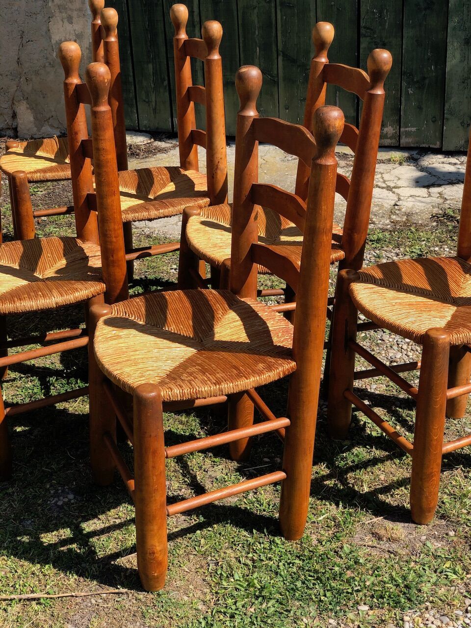 Set of 8 vintage chairs brutalized in solid oak, mulched seat 1960