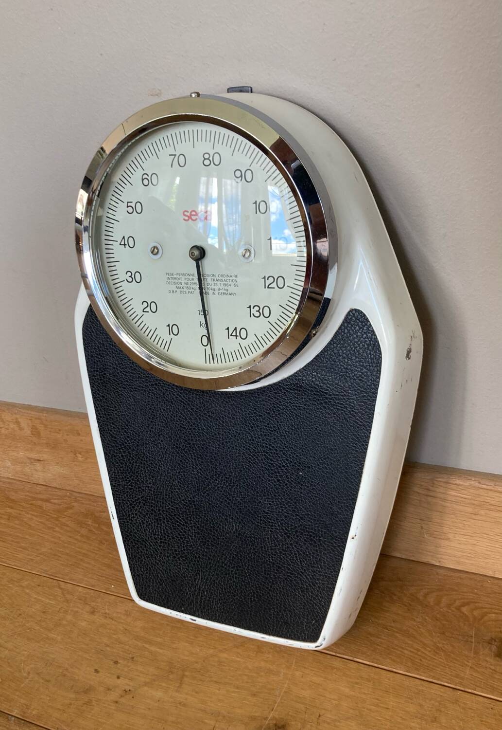 Doctor's scales 1960s/70s Vintage