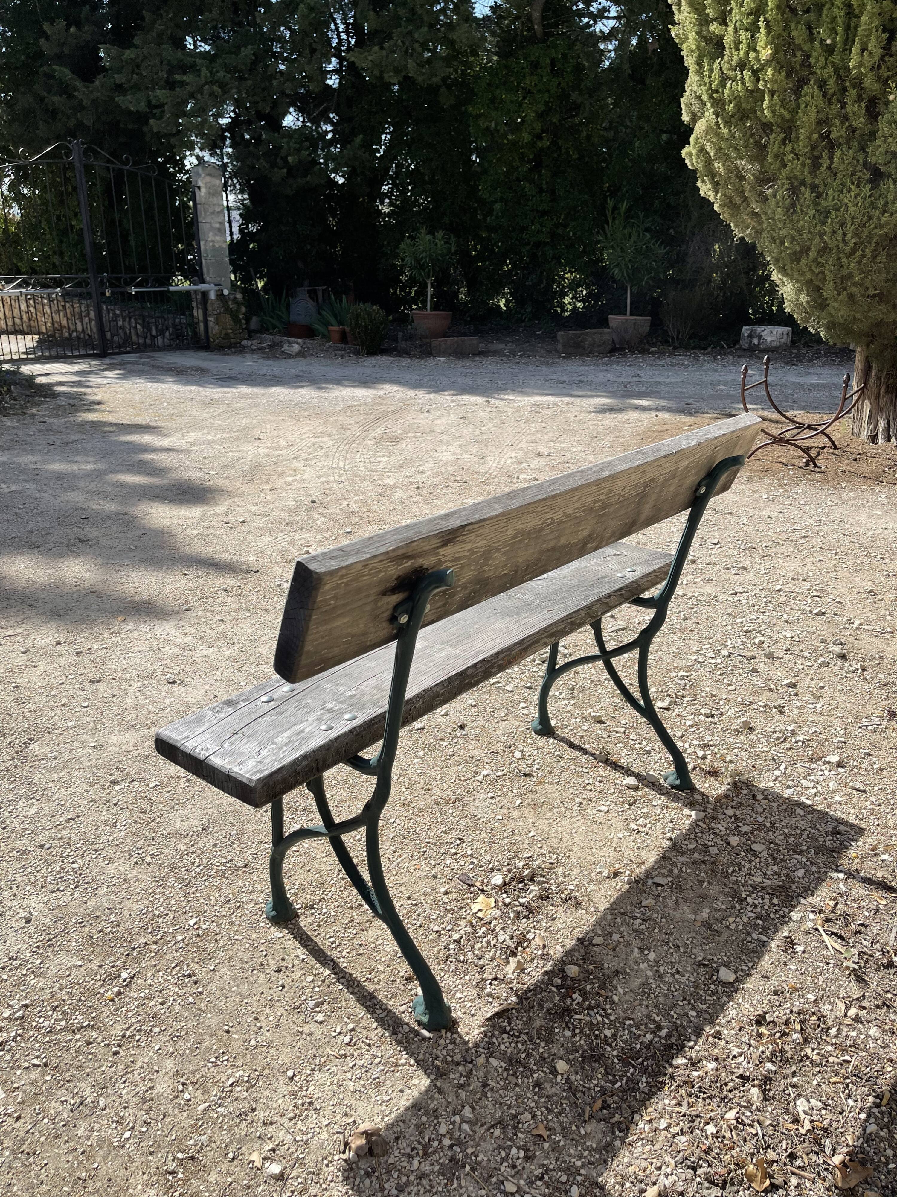 Garden bench in wood and cast iron