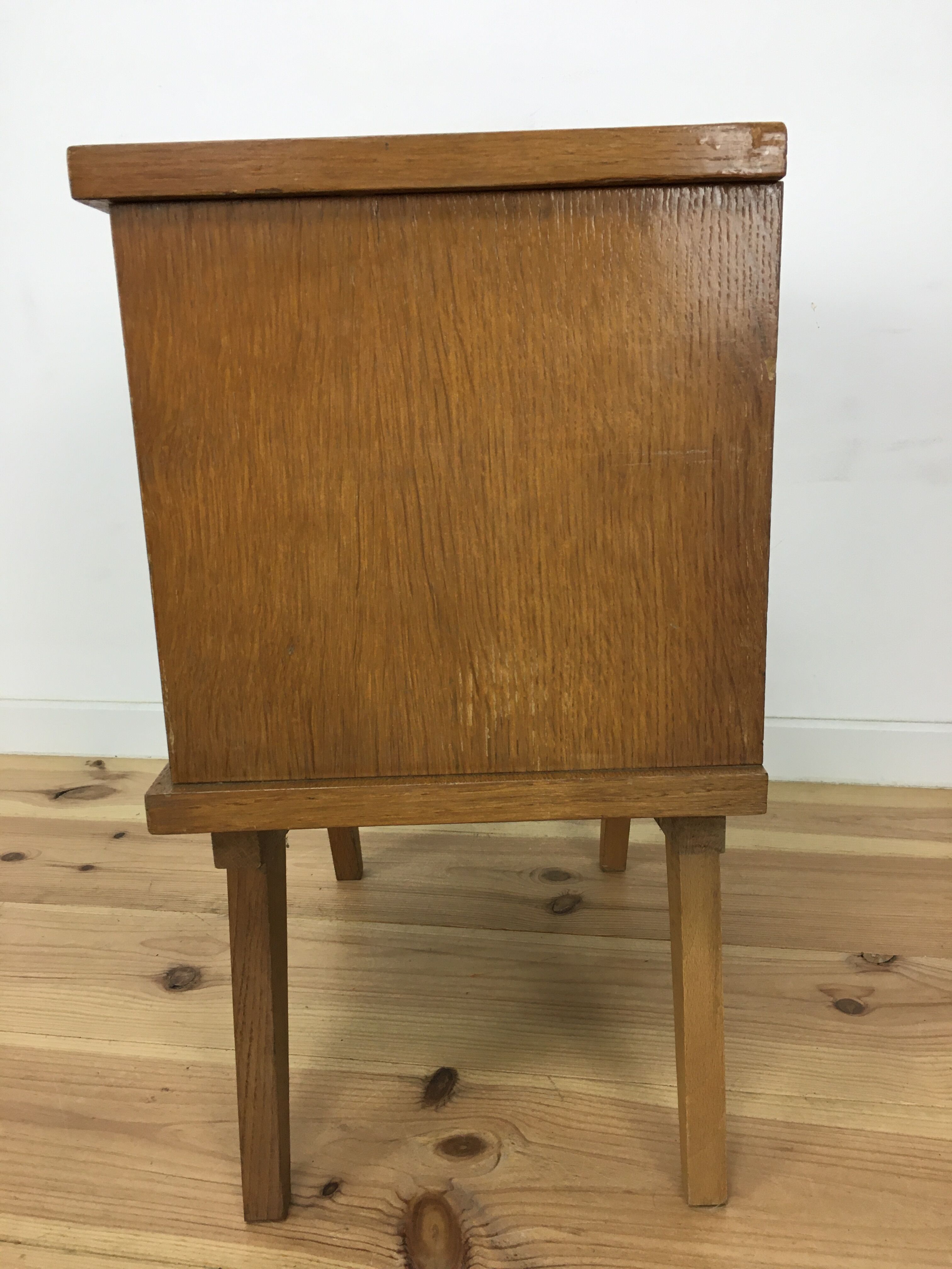 Bedside foot compass 50s