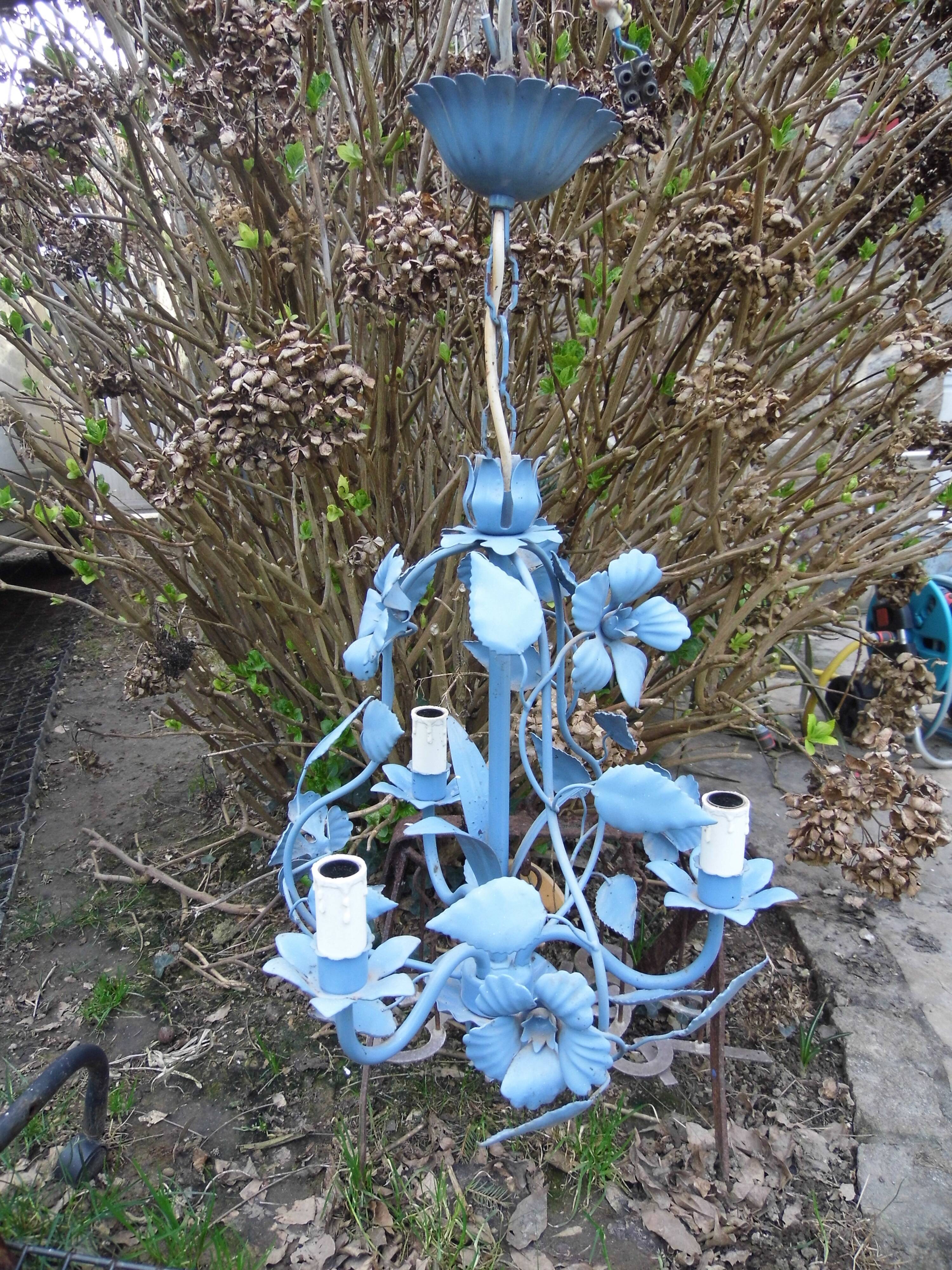 Lustre fleuri blue enamelled sheet chandelier 80s vintage