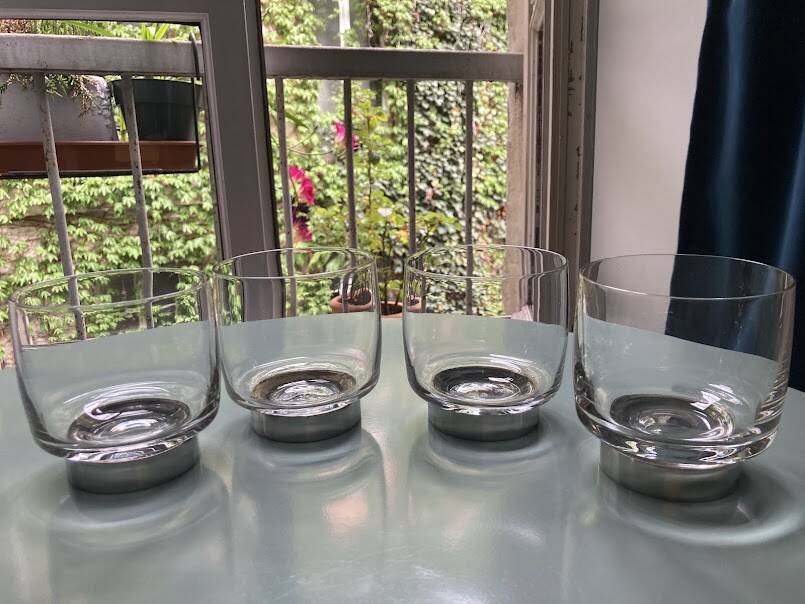 Set of 4 whisky glasses