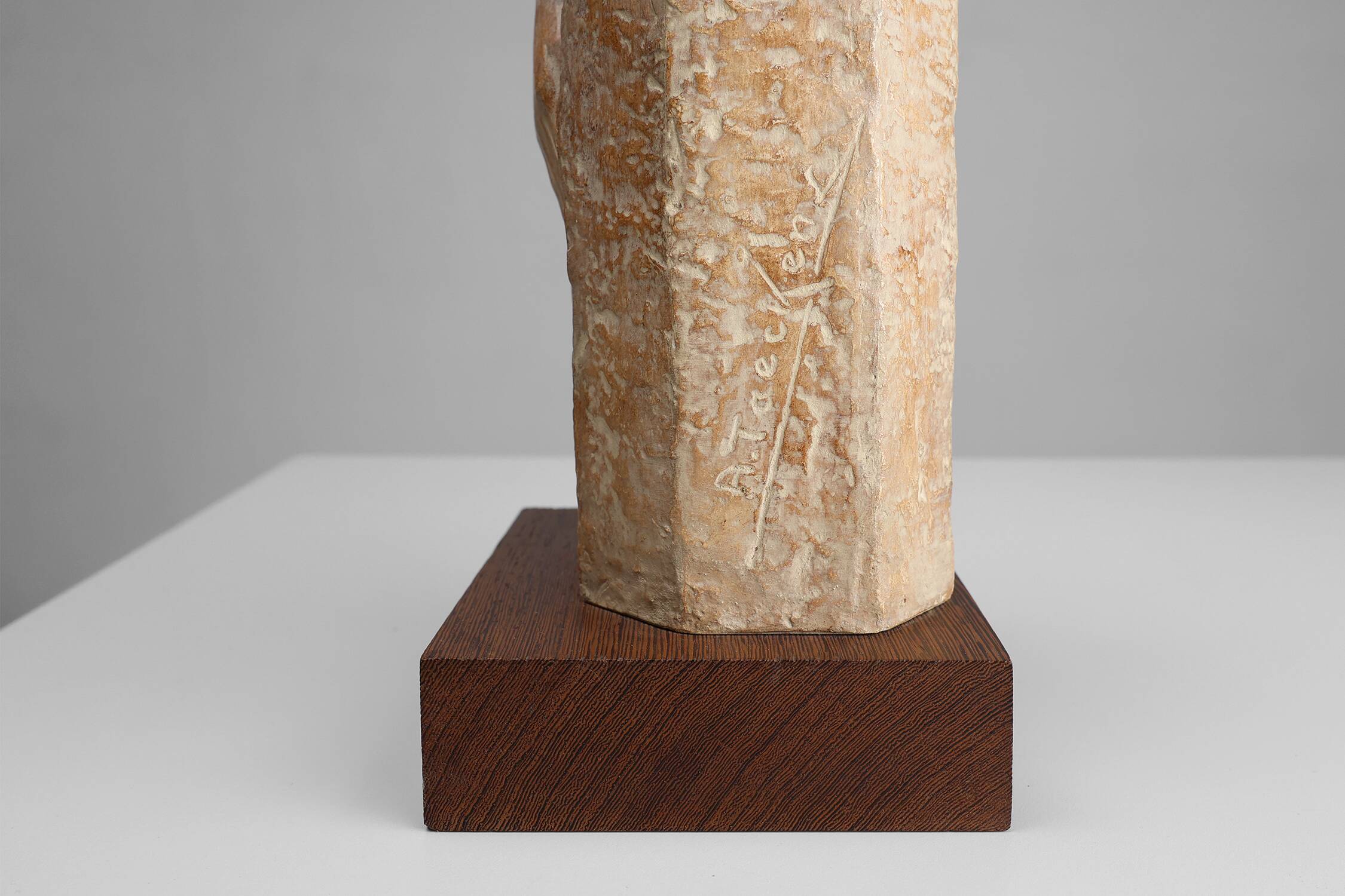 Religious Statue Jesus Christ in Art Deco style by belgian artist André Tea