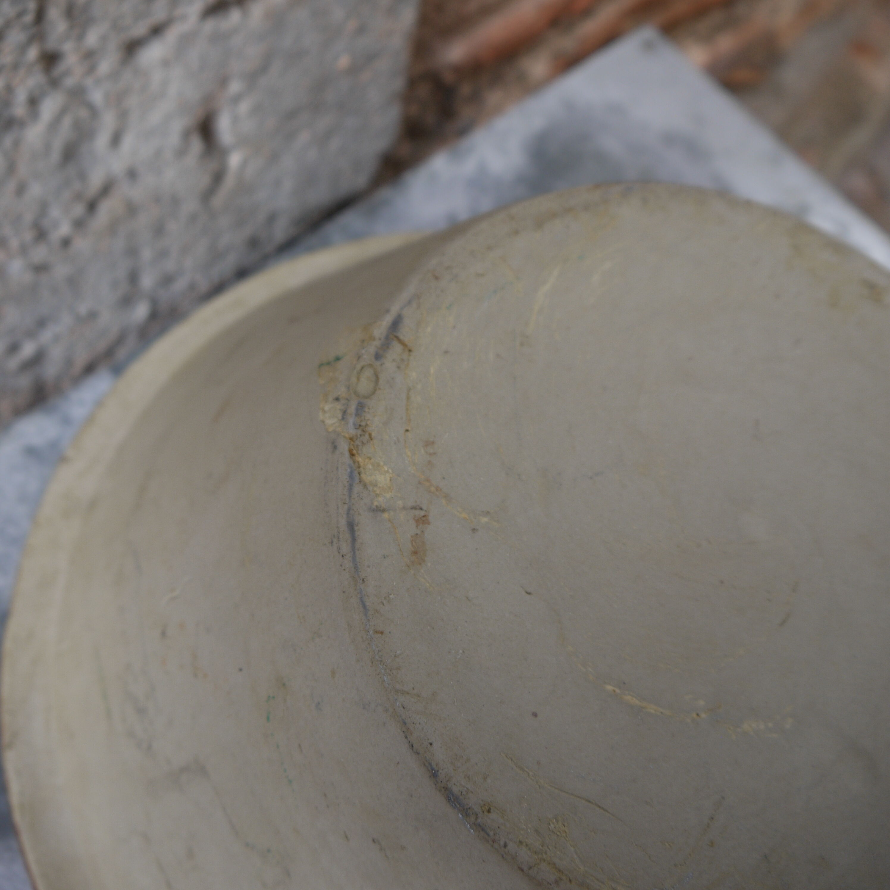 Grésale large terracotta dish