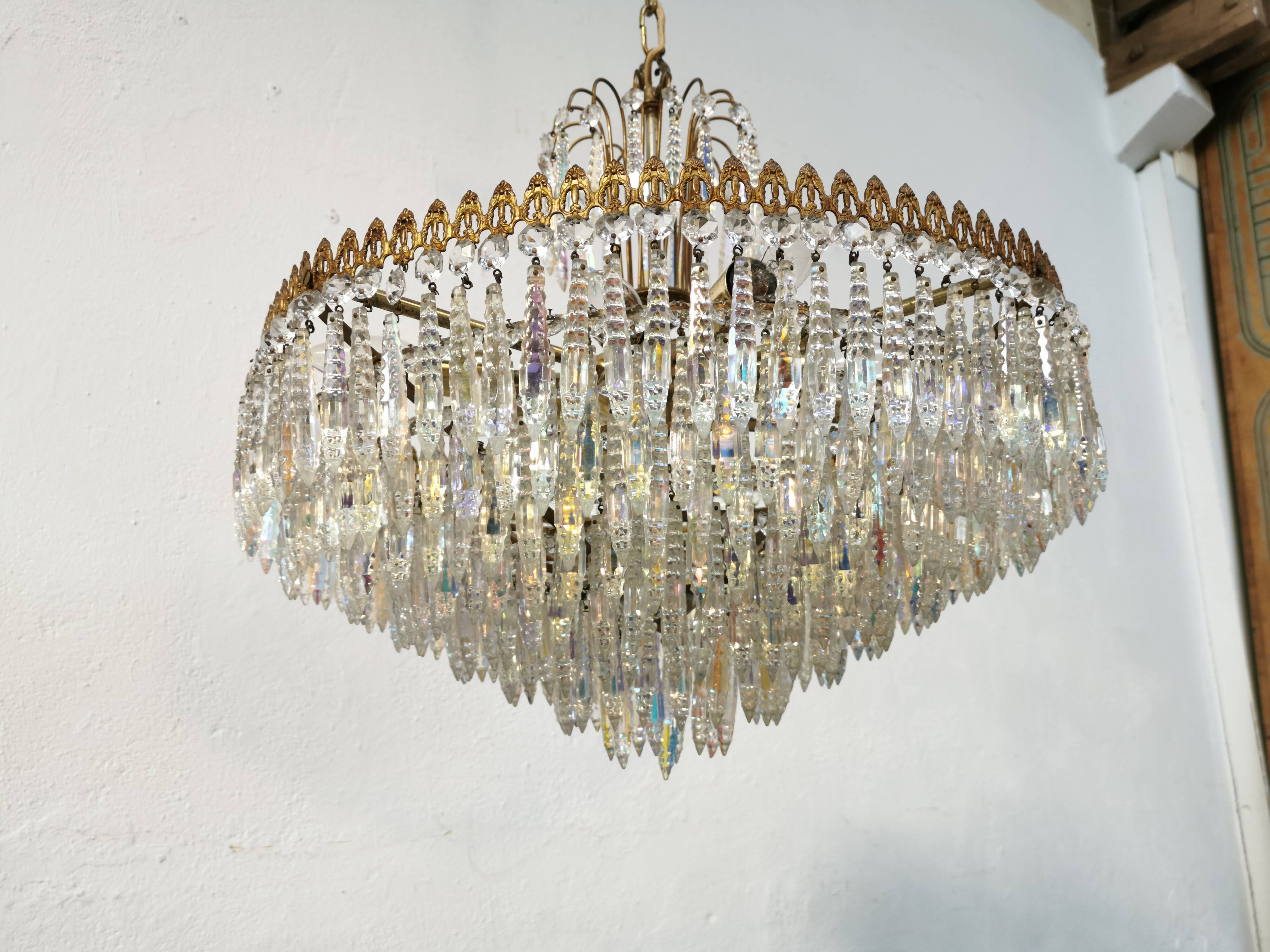 Vintage chandelier 8 lights and brass