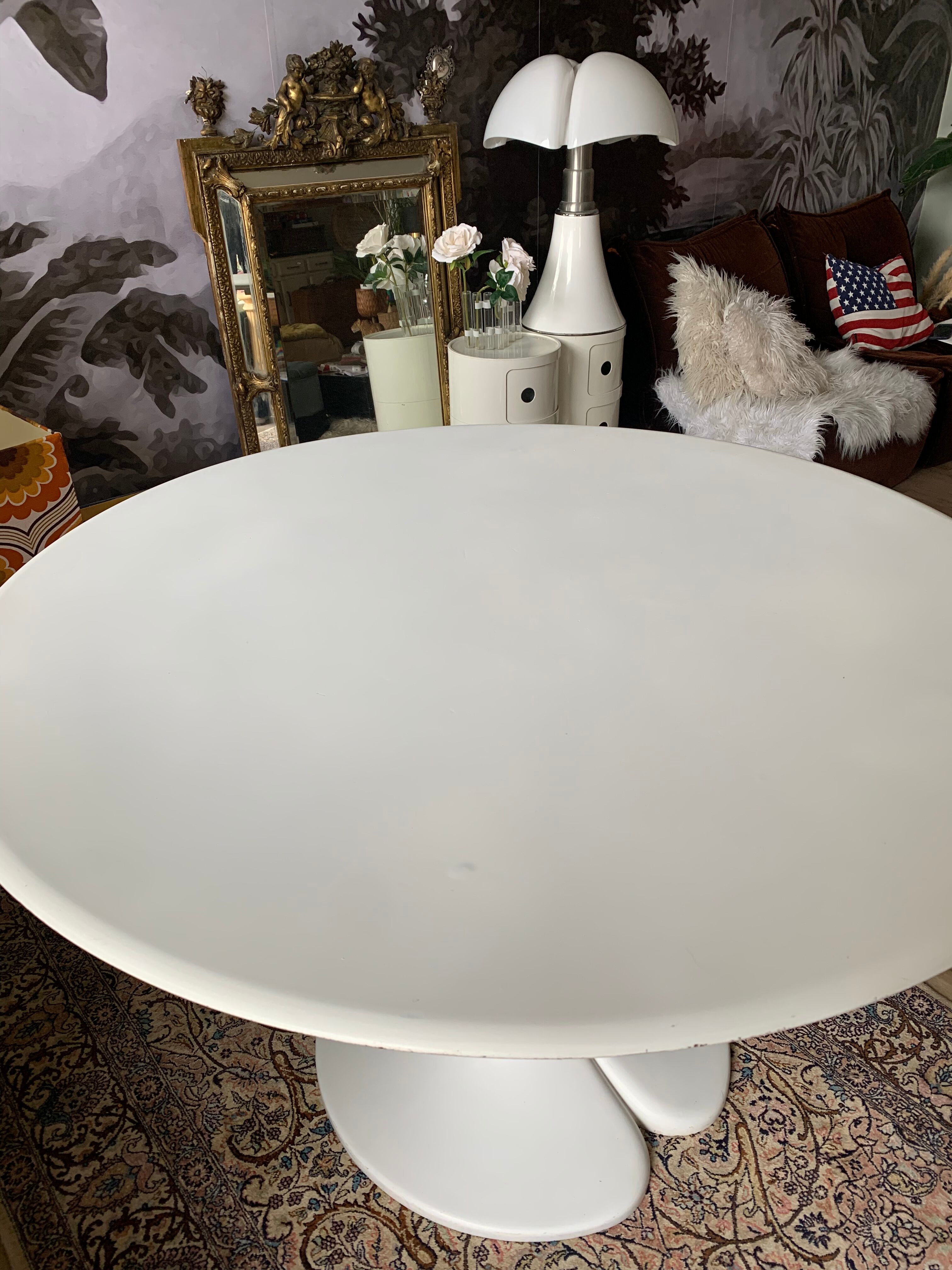 Tulip foot table Christian Adam Airborne