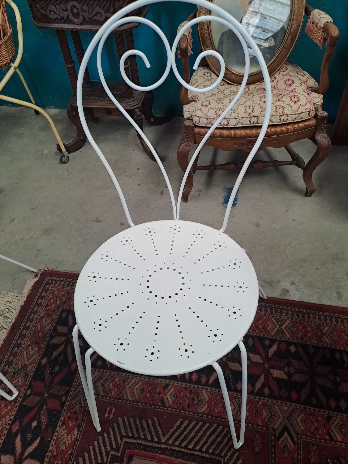 Salon de jardin en fer forgé