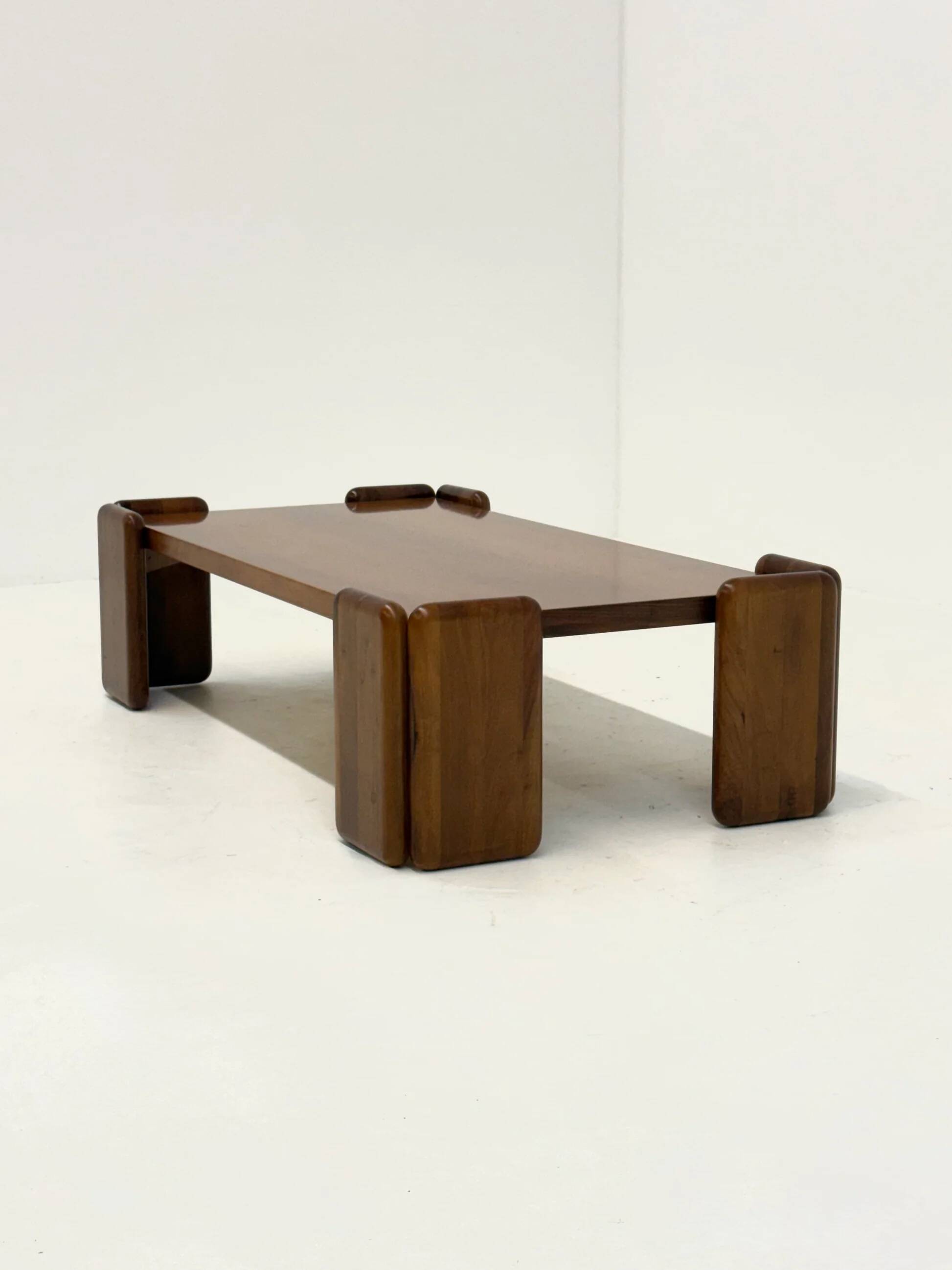 Sapporo coffee table by Mario Marenco for Mobil Girgi