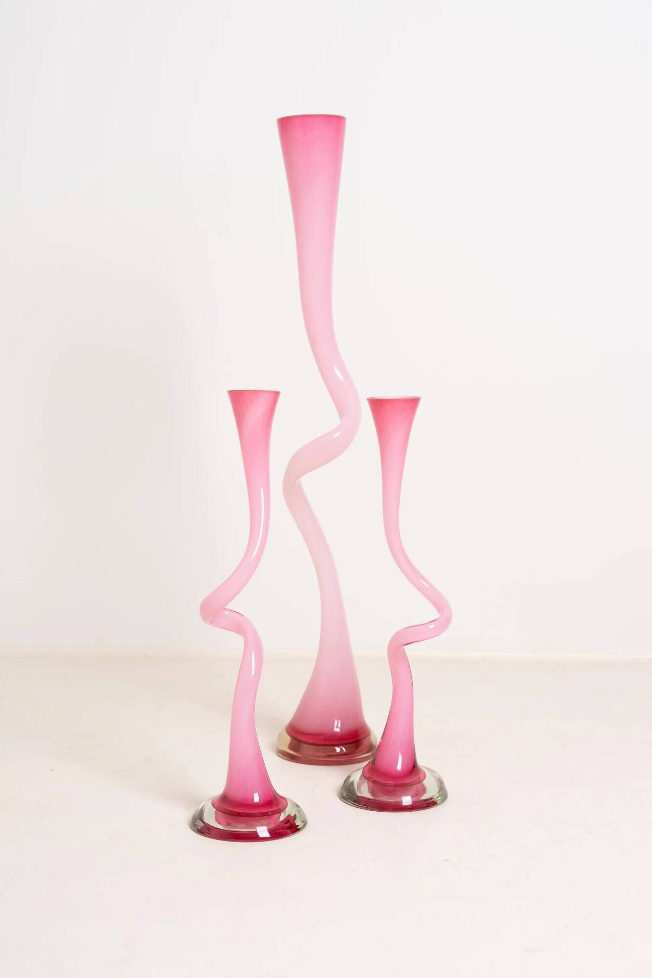 Pink Swirl Glass Vases – Set of 3