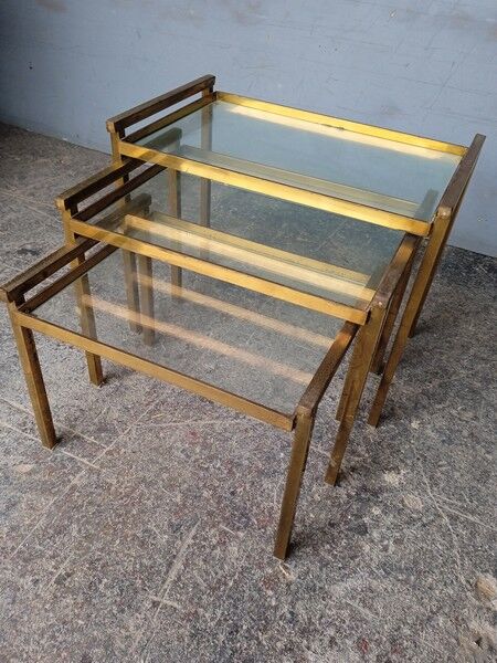 3 tables basse gigogne ep 1970 laiton doré design