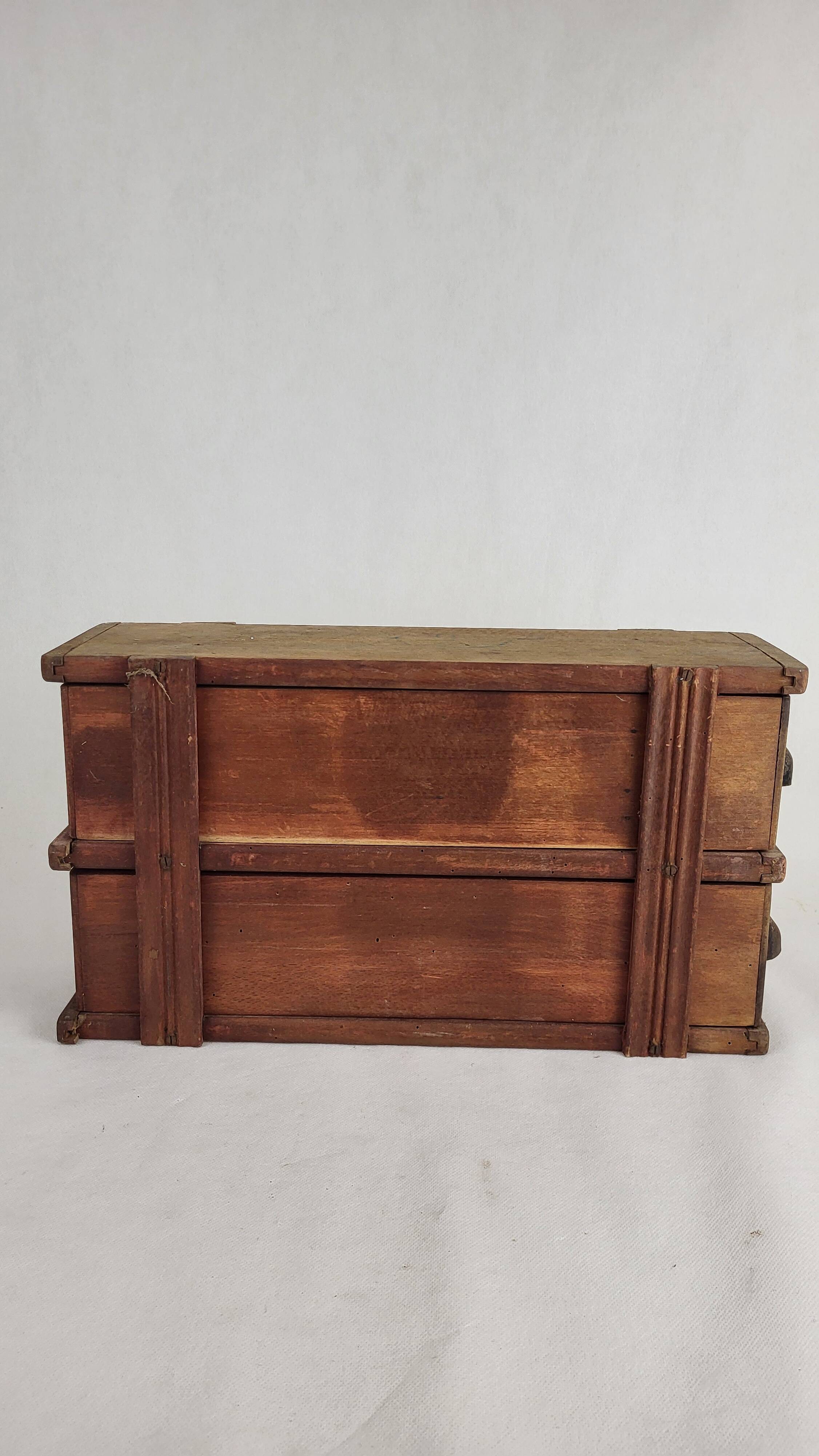 Boîte de rangement en bois, années 20-30