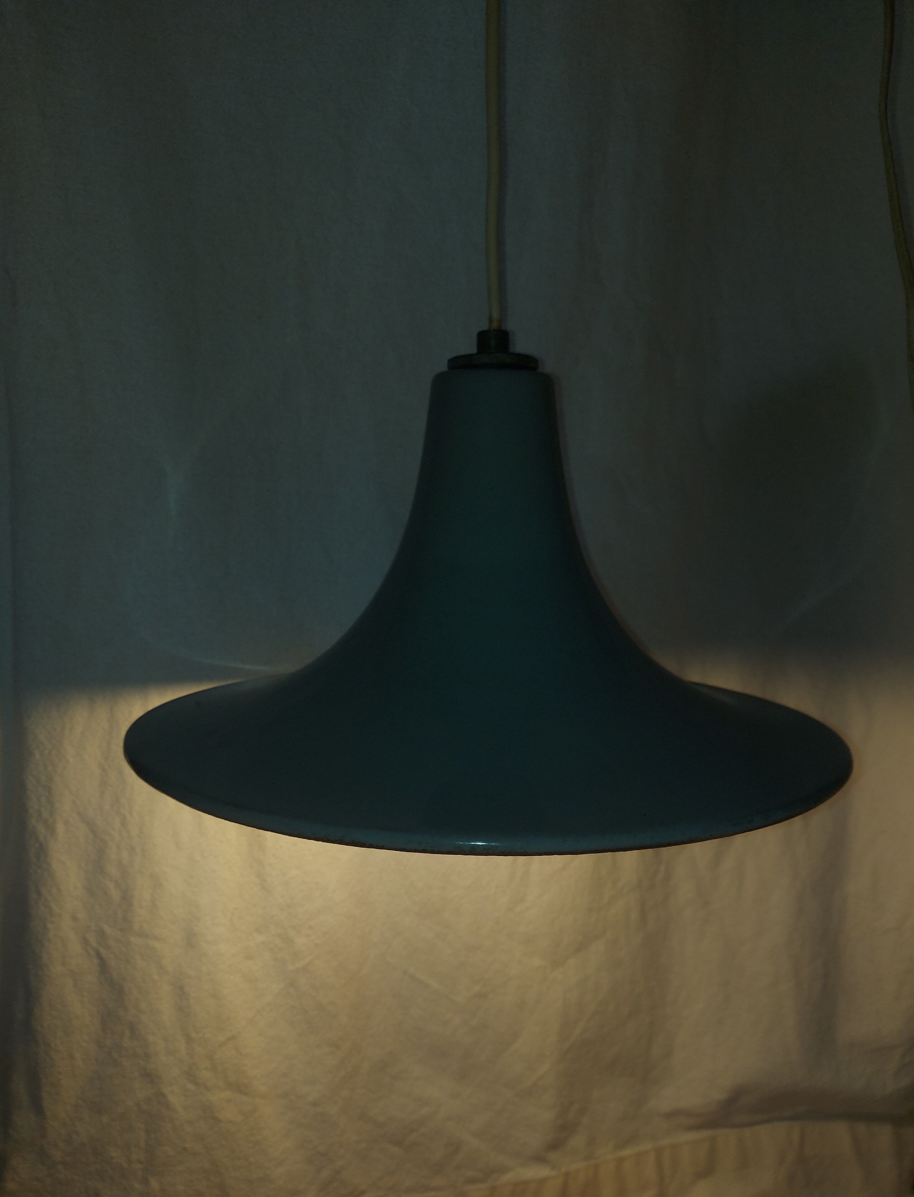 Industrial enamel hanging lamp