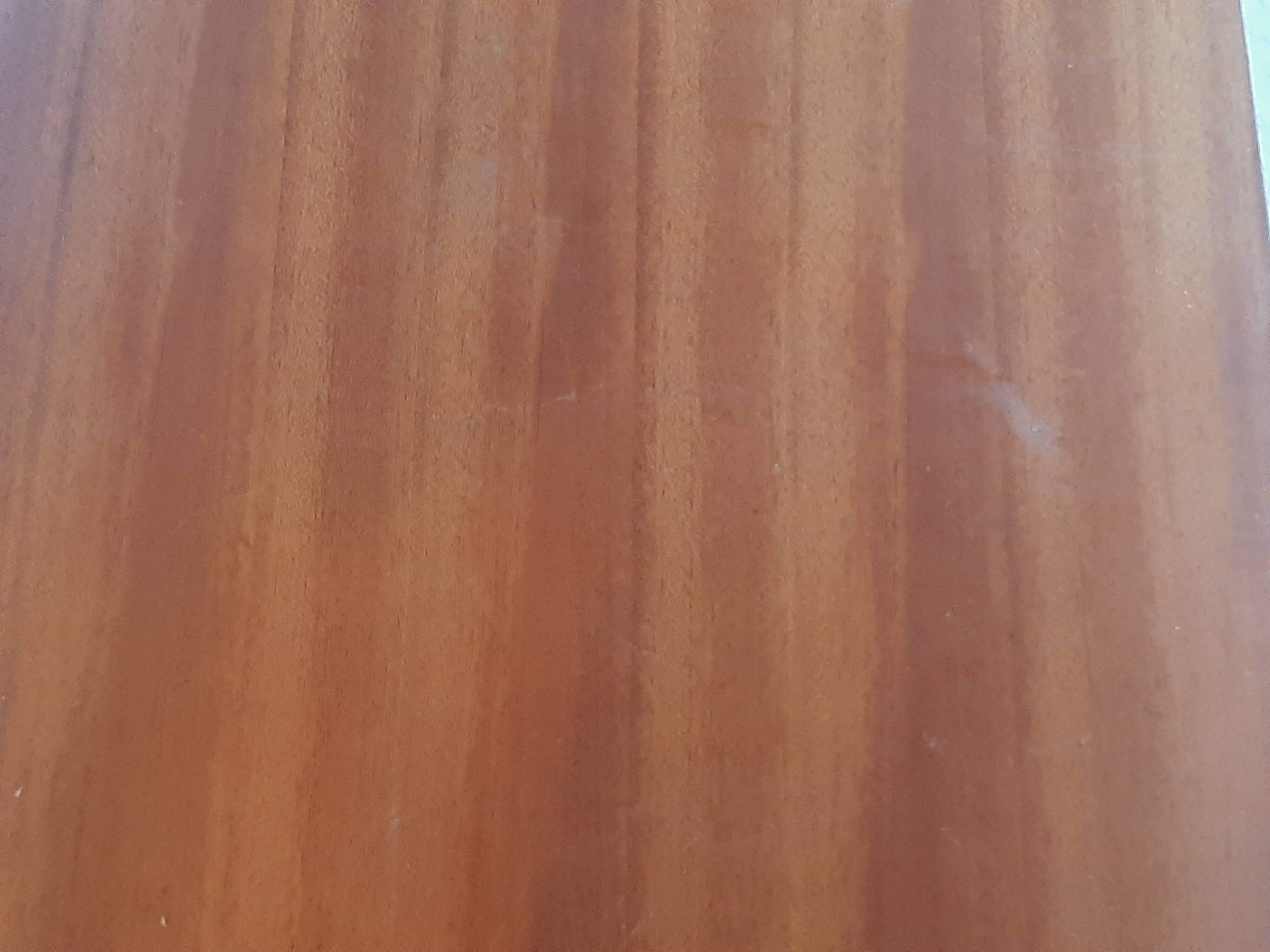Commode en bois vernis, années 80