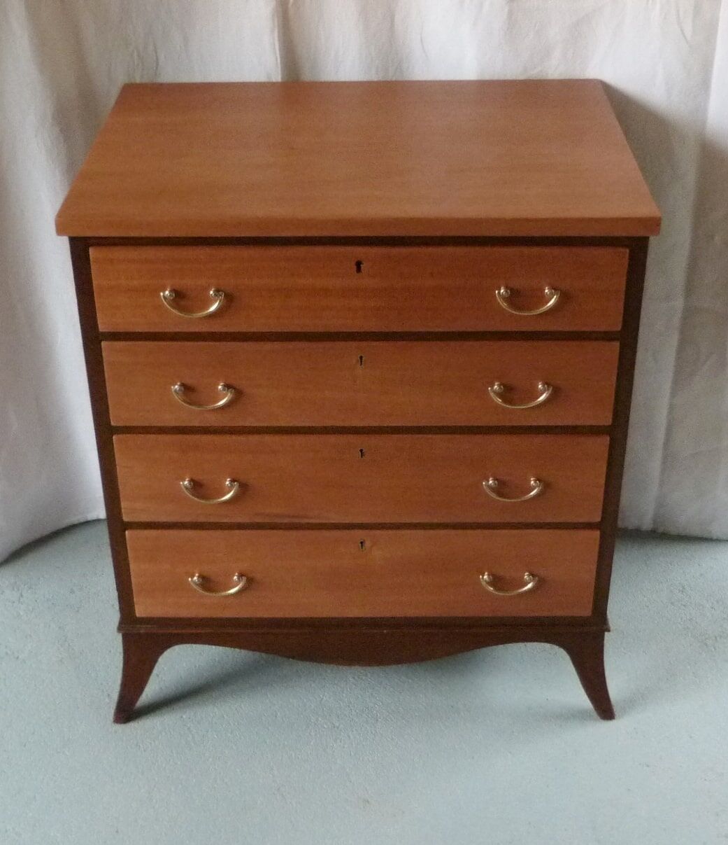 Ancient english chest of drawers